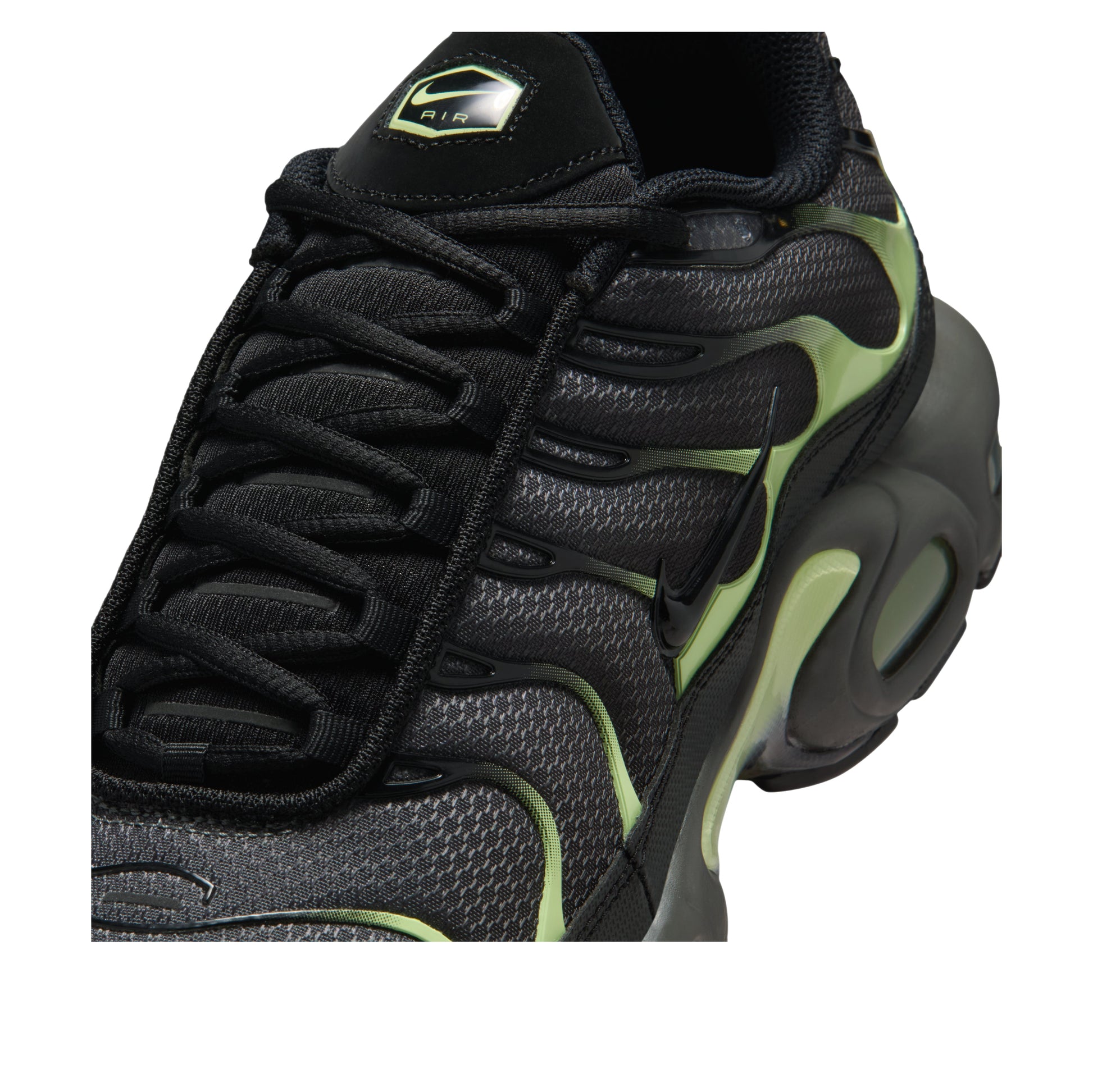 Nike Air Max Plus 'Light Liquid Lime' DM0032-035