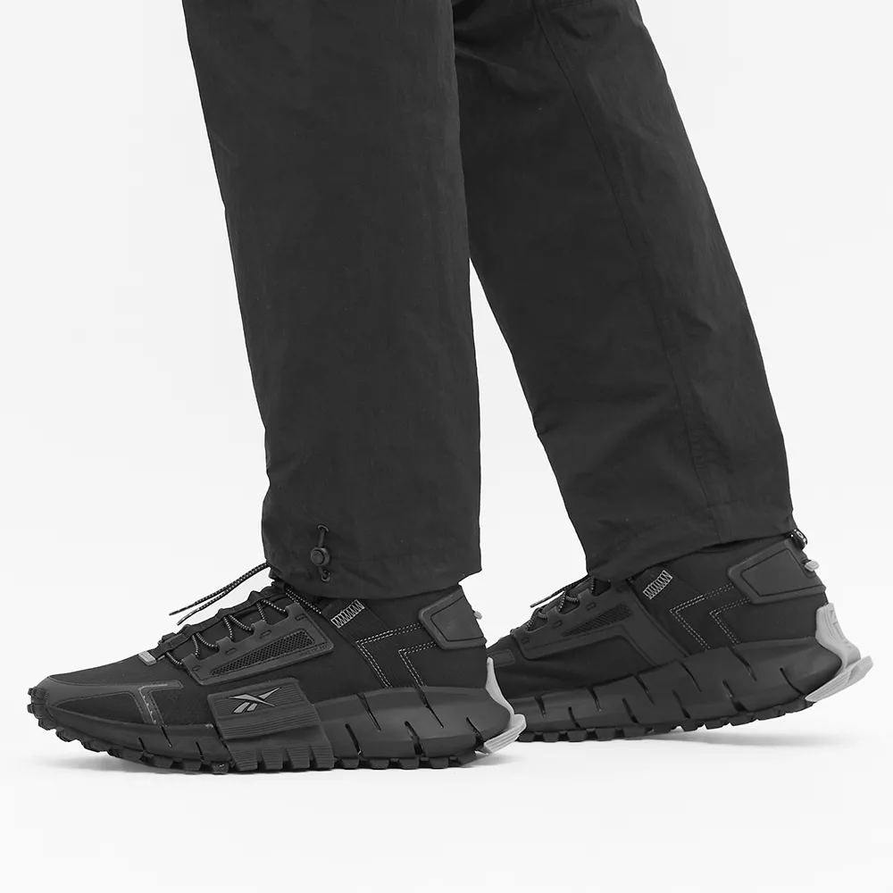 Reebok Zig Kinetica Edge 'Black Grey' FV6157