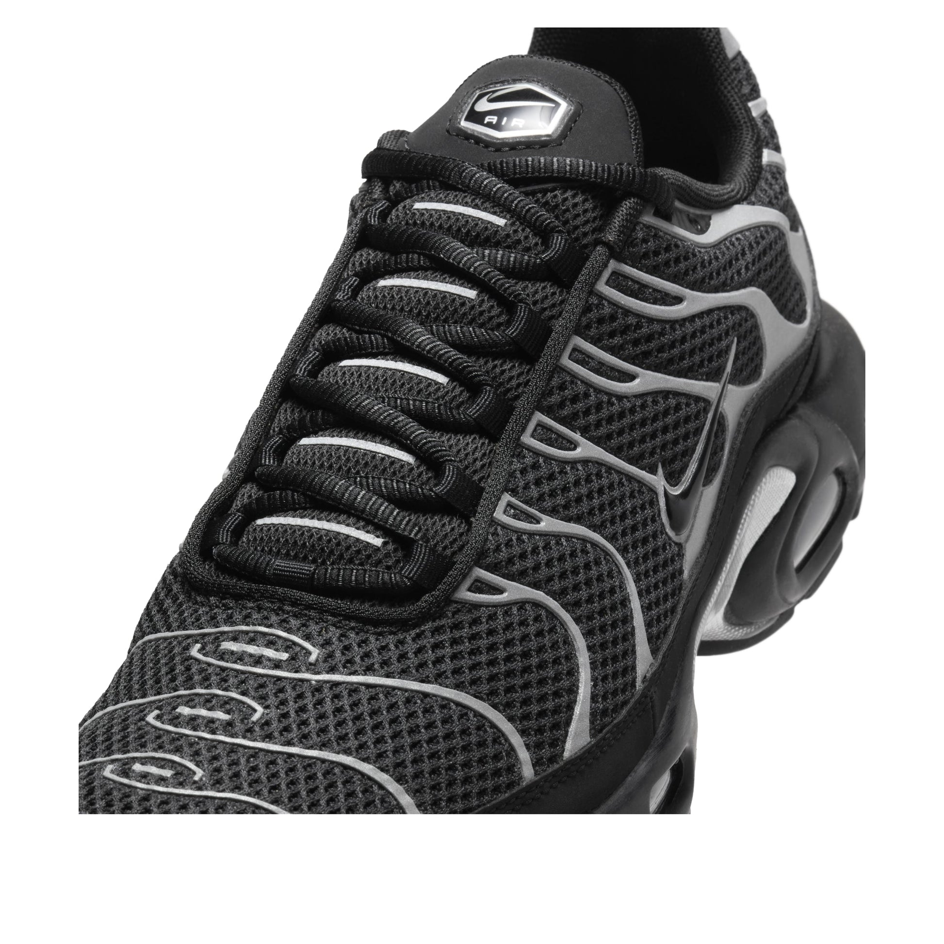 Nike Air Max Plus Premium 'Black Reflective Silver' HQ3029-001