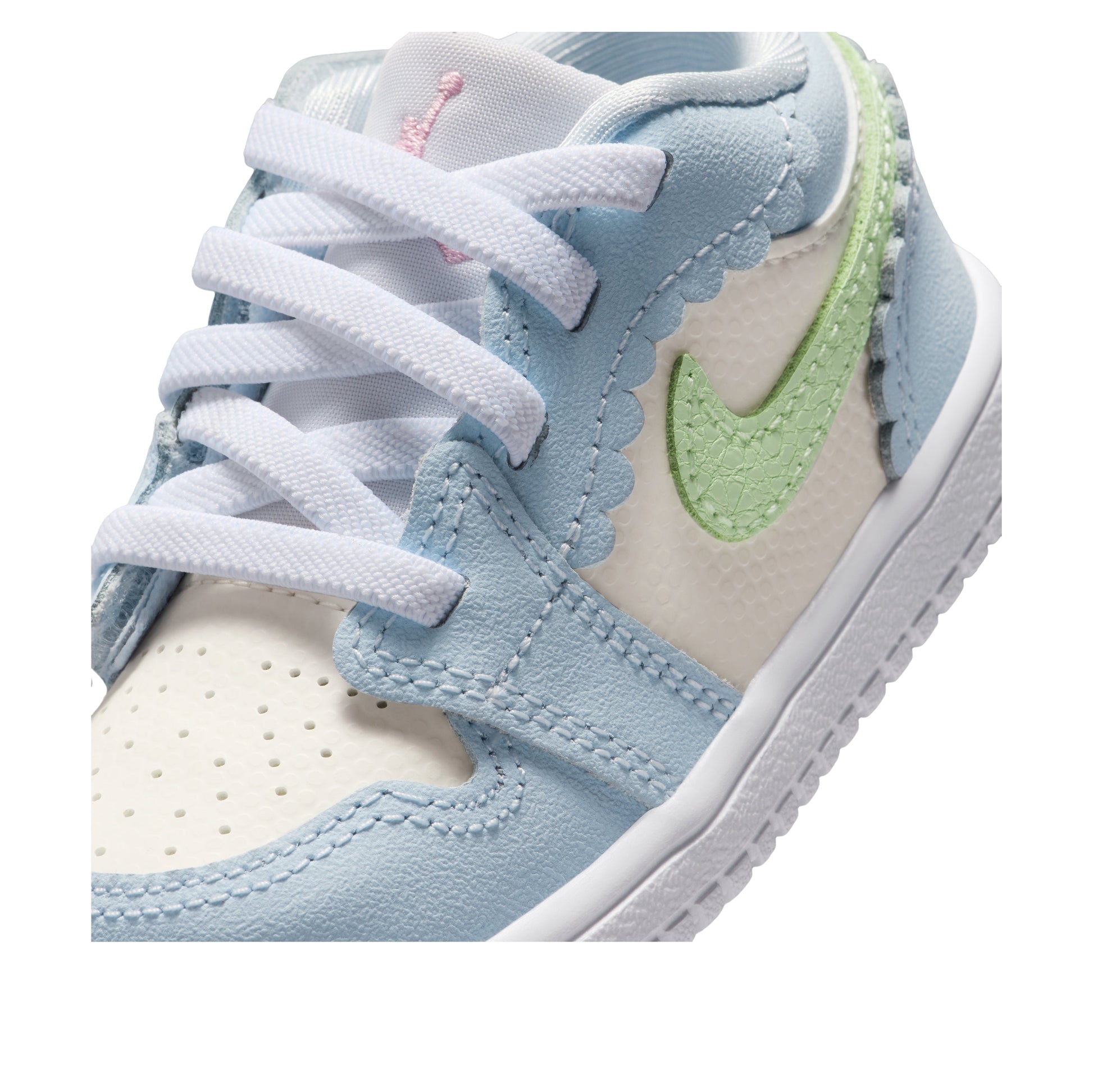 (TD) Jordan 1 Low ALT SE 'Love Is In The Air' IB7120-403
