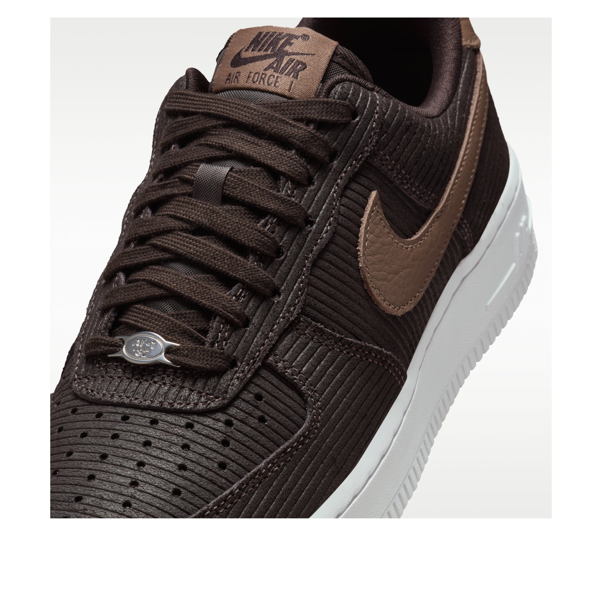 (WMNS) Nike Air Force 1 Low Corduroy Pack 'Baroque Brown' IM6533-200