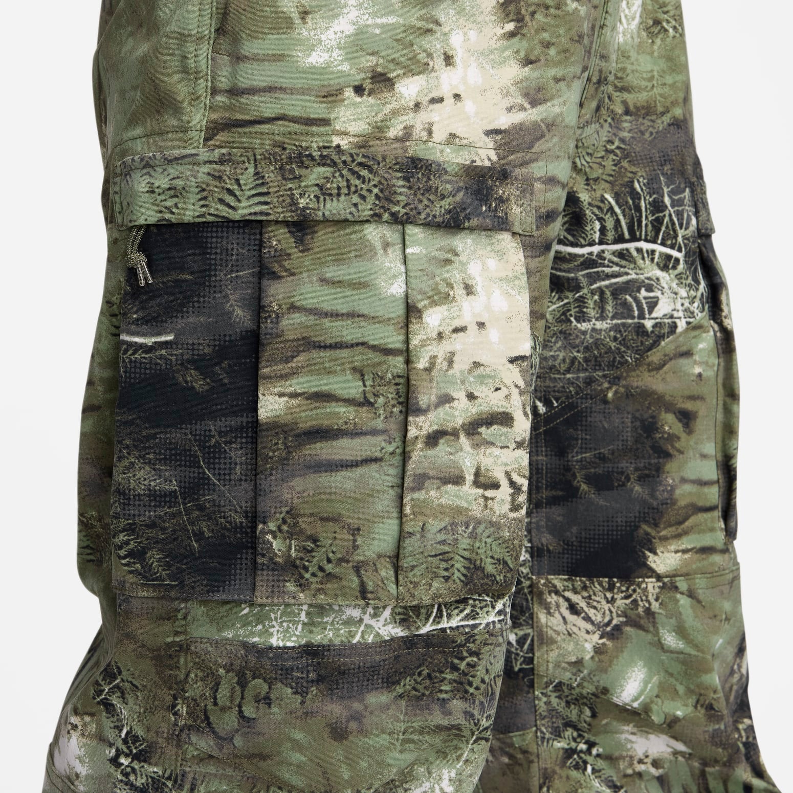 Nike ACG Smith Summit Cargo Print Pants 'Green' FB8200-386