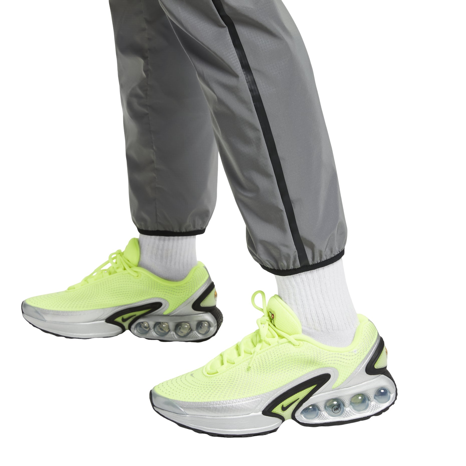Nike Tech Woven Flash Pants Asia Sizing 'Reflect Silver Black' FZ7588-035