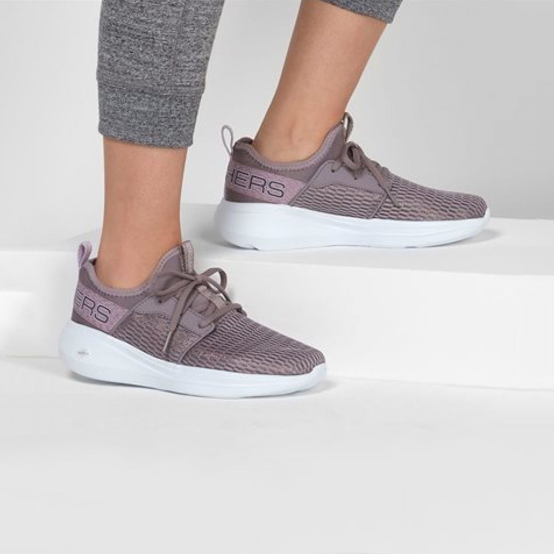 (WMNS) Skechers Go Fast Purple/White 128012-PRLV