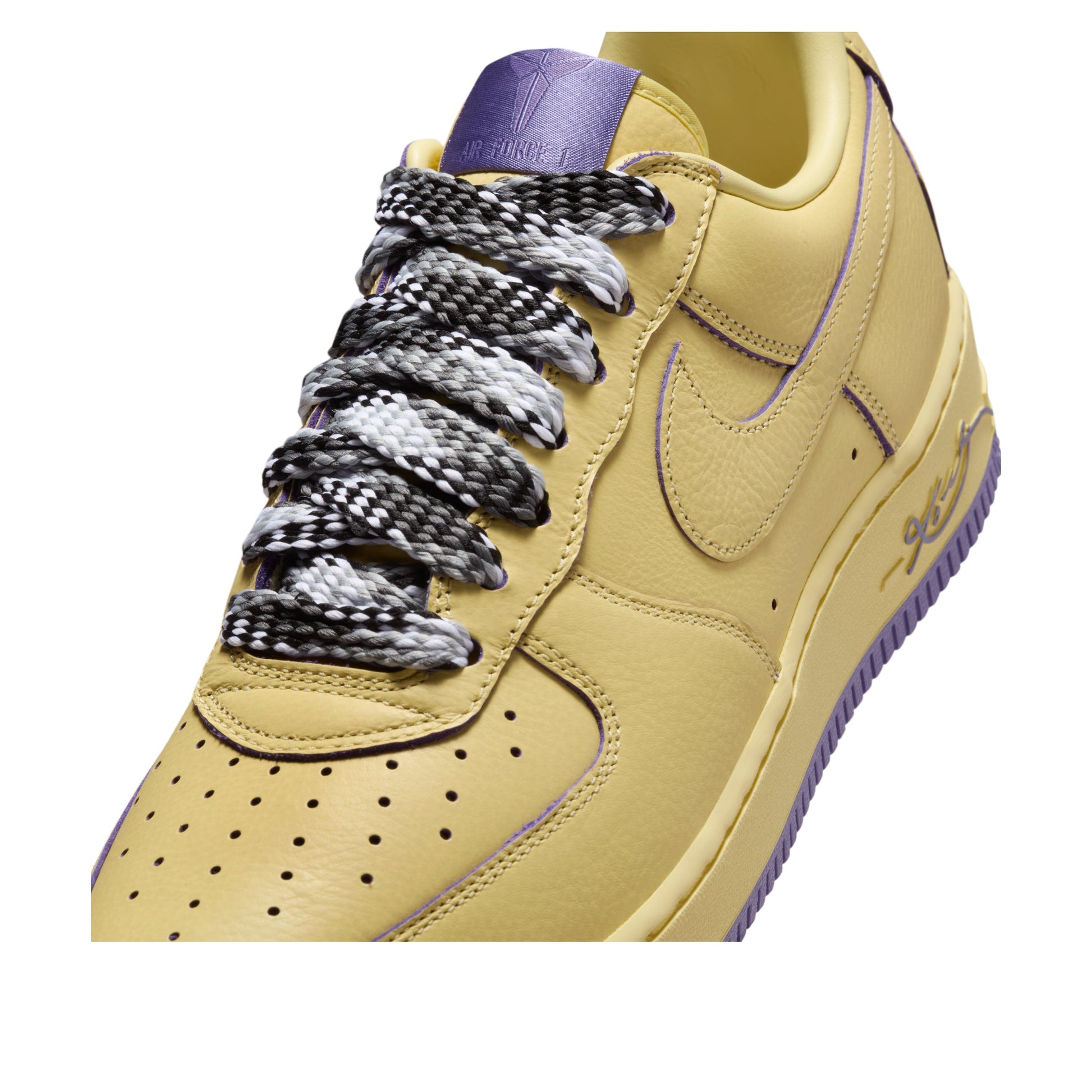 Nike x Kobe Bryant Air Force 1 Low Protro 'Mamba Mentality' HV9408-700