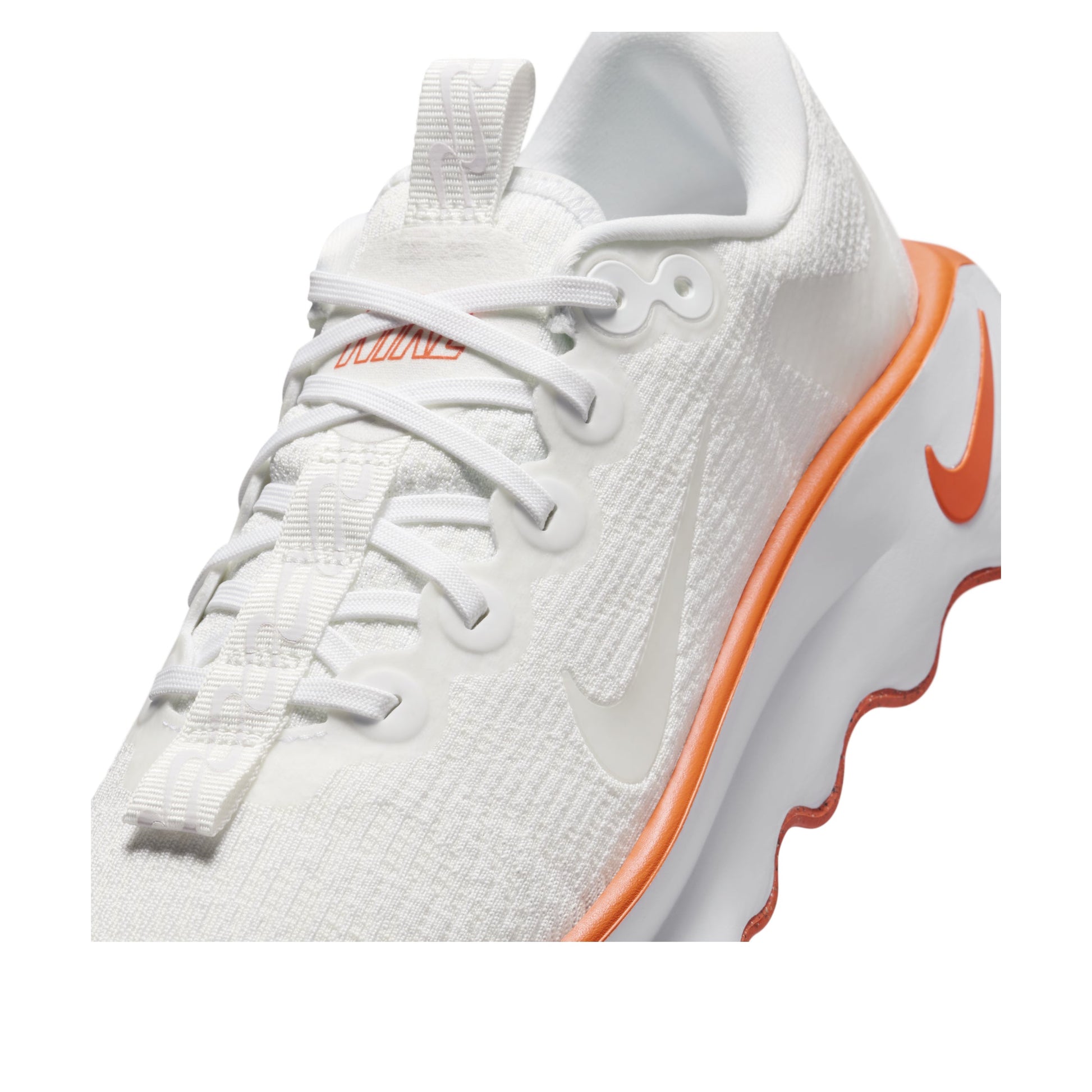 (WMNS) Nike Motiva 'Summit White Turf Orange' DV1238-109