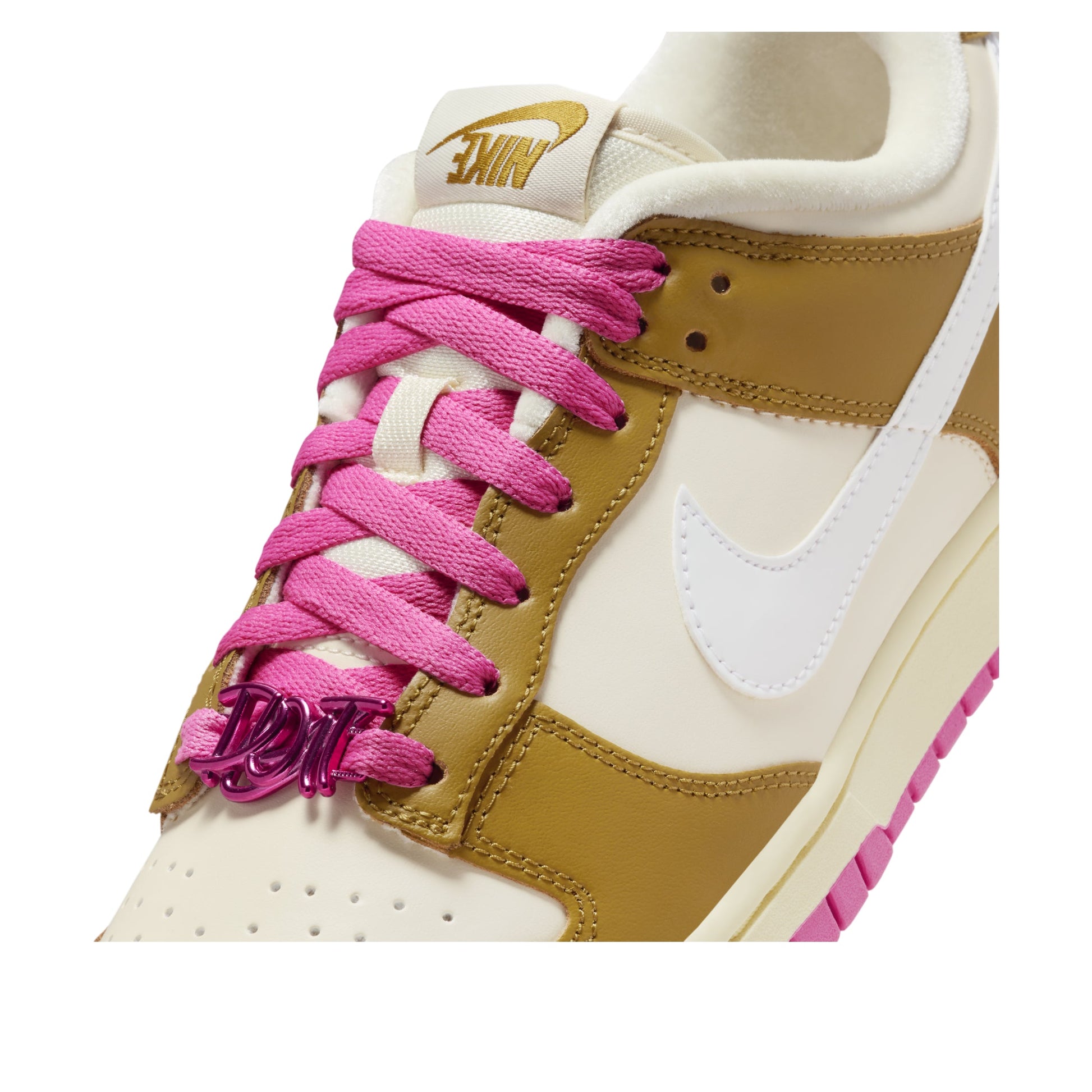 (WMNS) Nike Dunk Low 'Just Do It - Bronzine Pink' FD8683-700