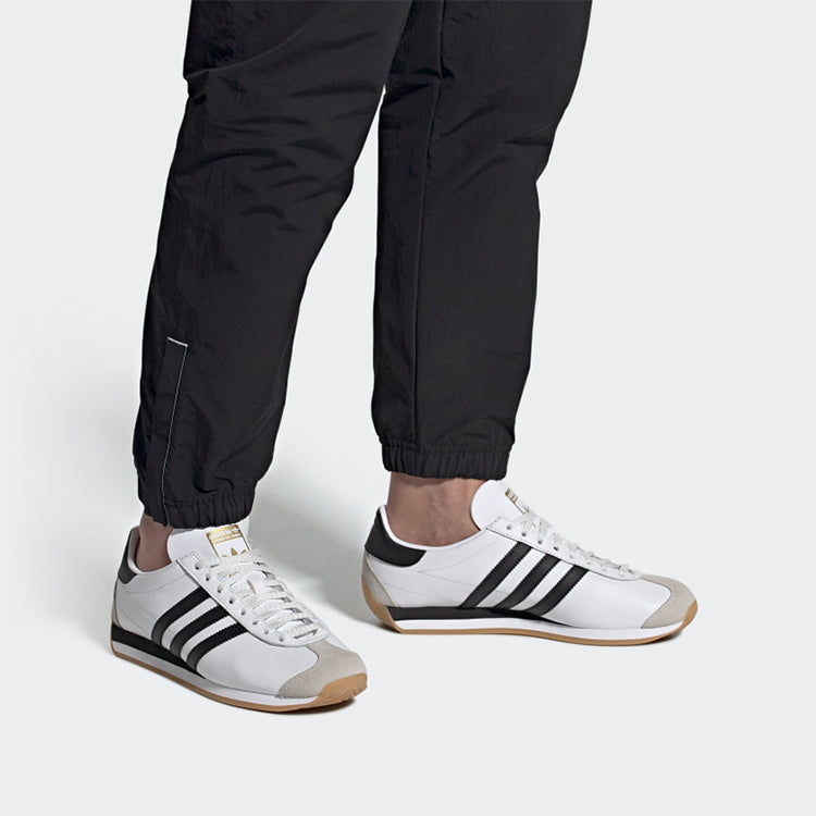 adidas originals OG 'White Core Black Gum' FV1223
