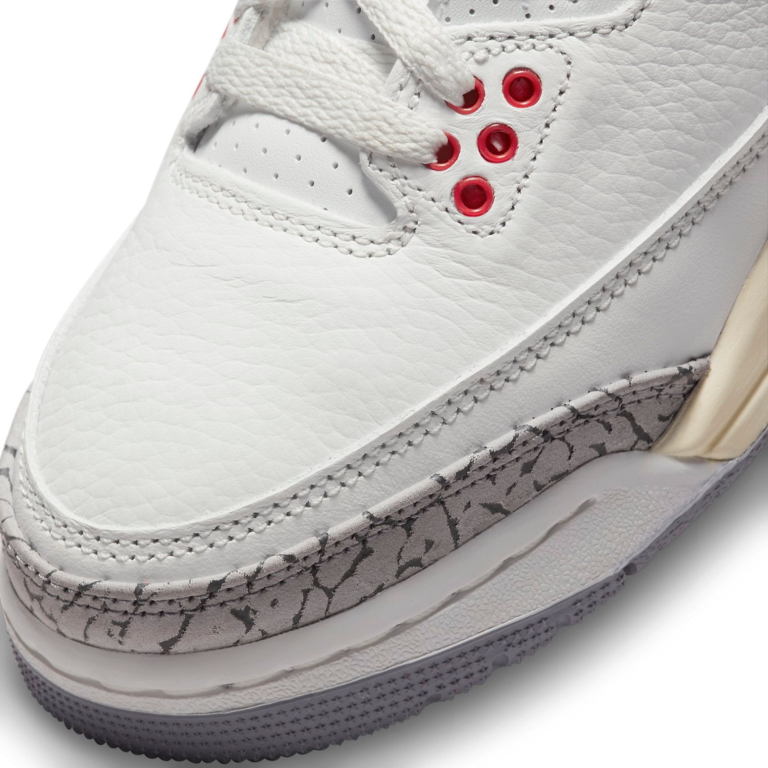 (GS) Air Jordan 3 Retro 'White Cement Reimagined' DM0967-100