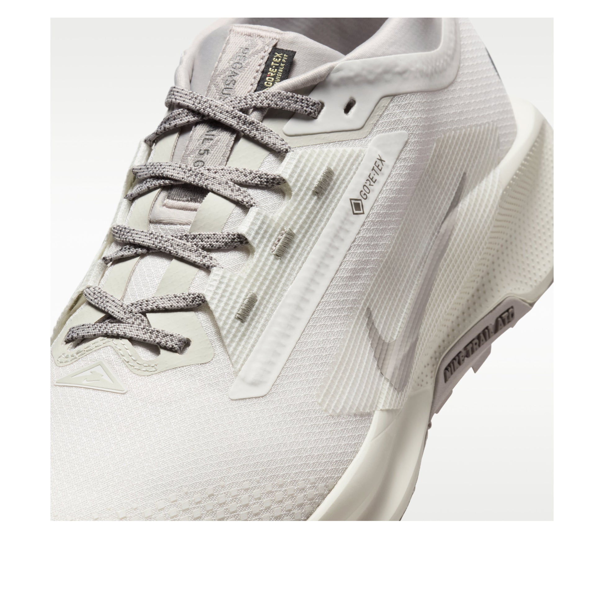 Nike Pegasus Trail 5 Gore-Tex 'Summit White Cave Stone'  HQ7494-100