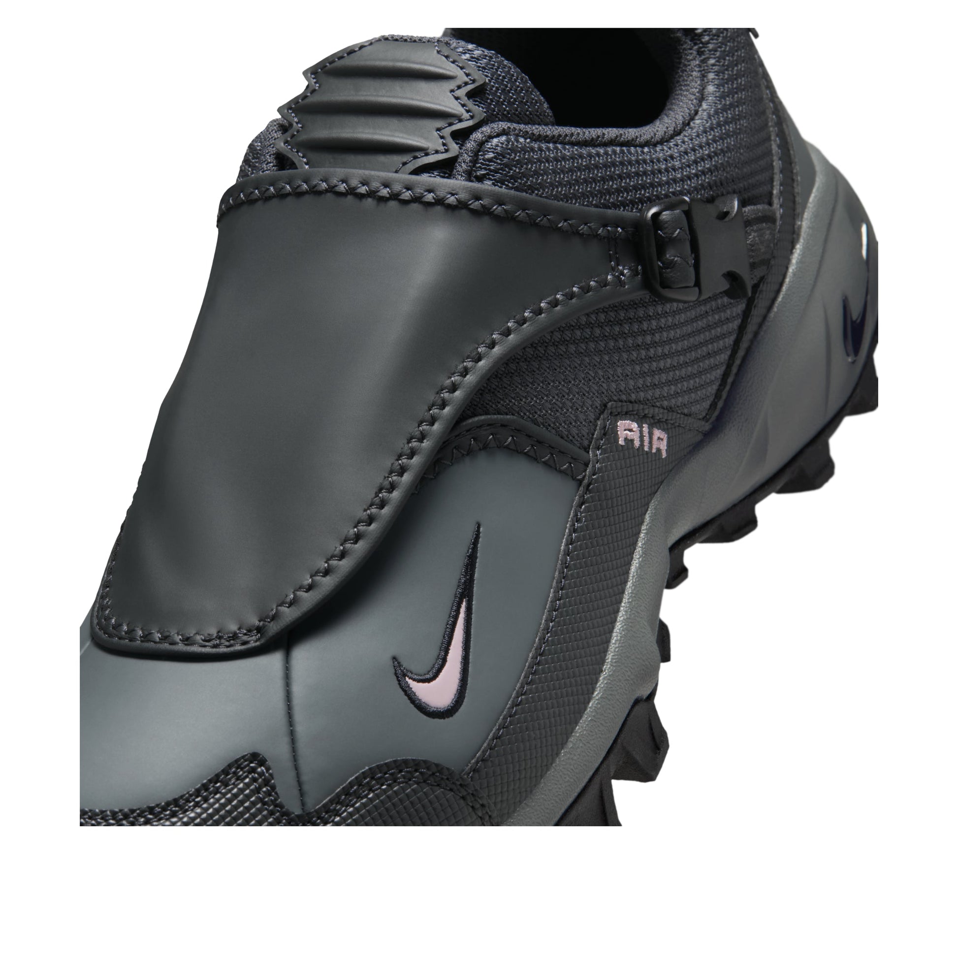 Nike ACG Phassad 'Black Sable Iron Gray' HM7133-003