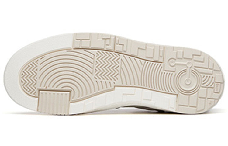(WMNS) ANTA Streetball 'Grey White' 122218050-6