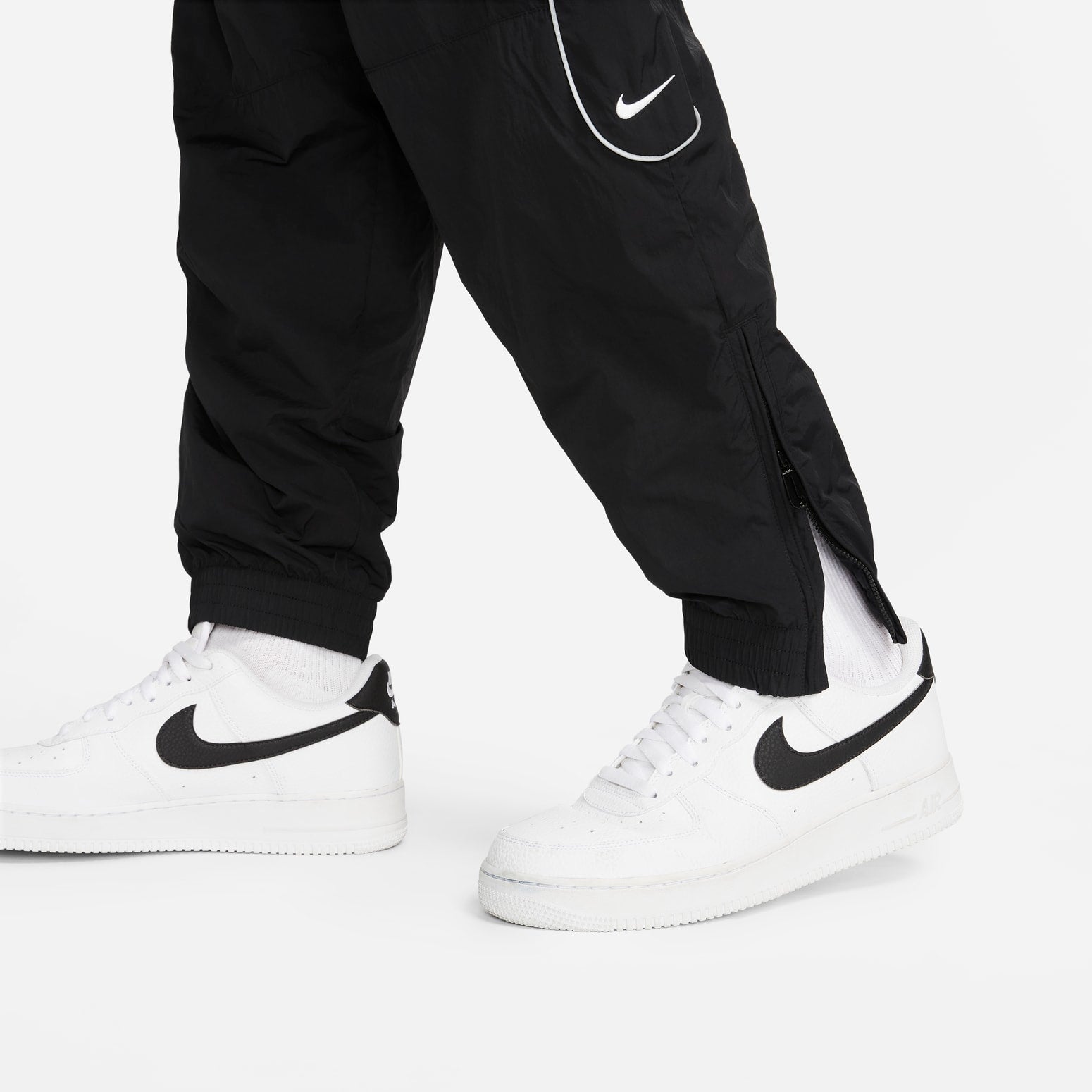 Nike Solo Swoosh Track Pants 'Black' FB8620-010