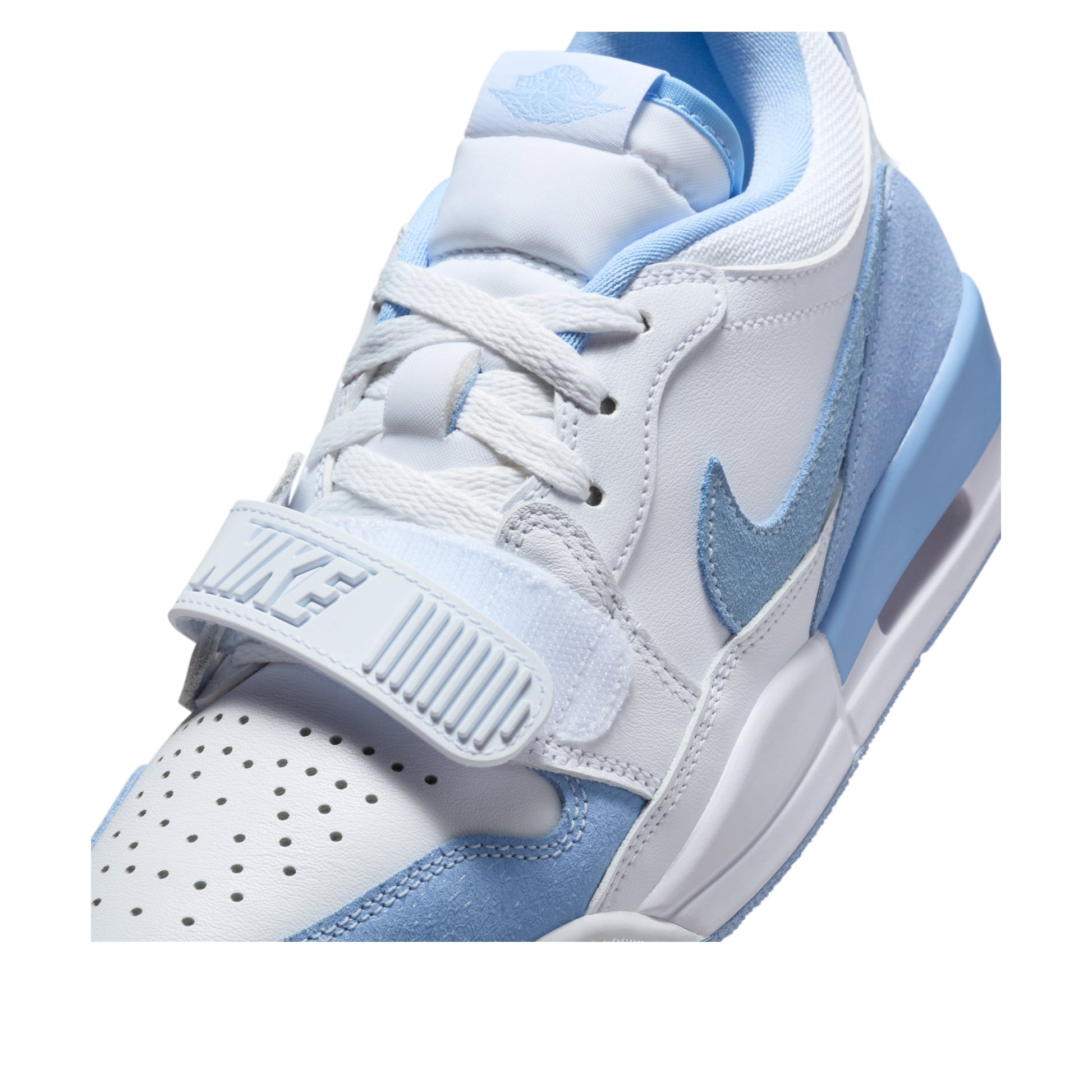 (WMNS) Air Jordan Legacy 312 Low 'White Aluminum' FQ7827-104