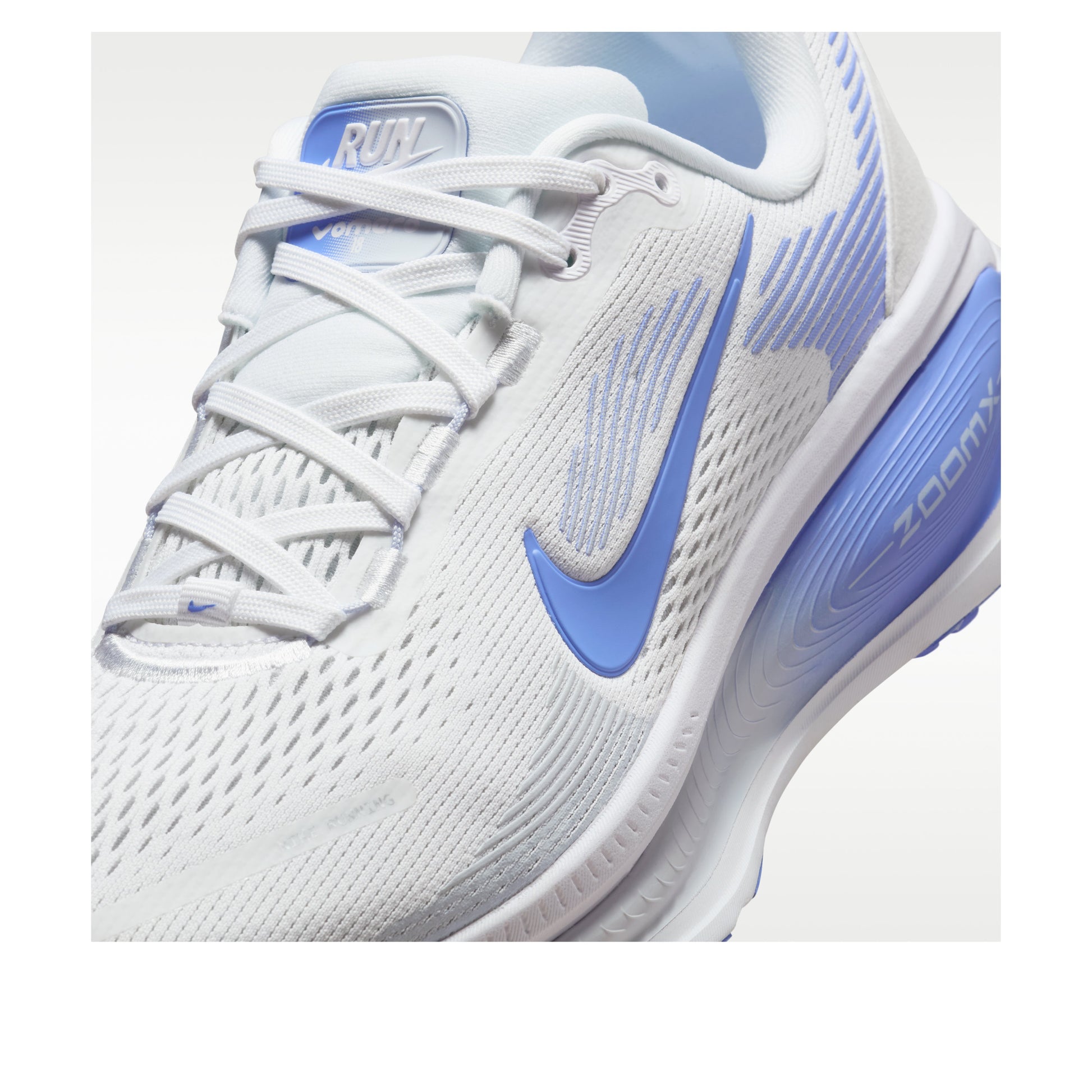 (WMNS) Nike ZoomX Vomero 18 'White Grey Royal Pulse' HM6804-111