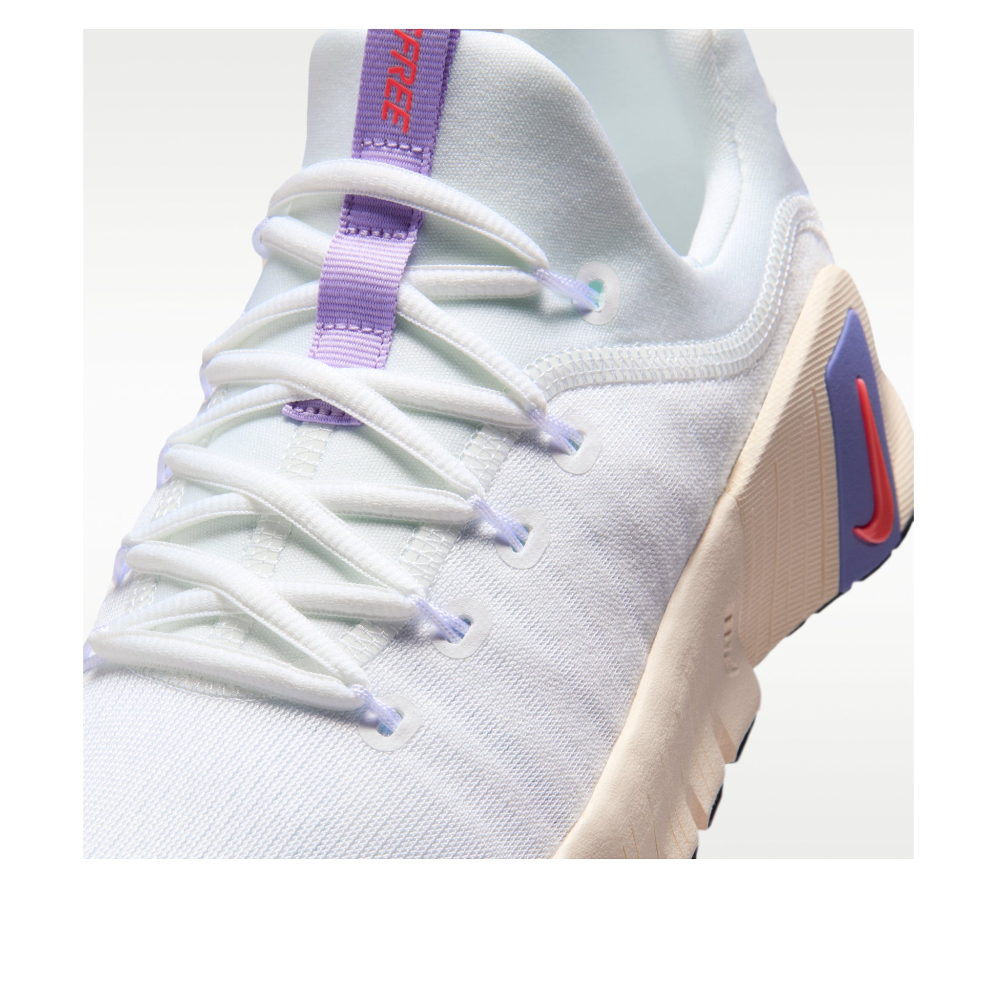 (WMNS) Nike Free Metcon 6 'White Violet Mist Hot Lave'  FJ7126-114