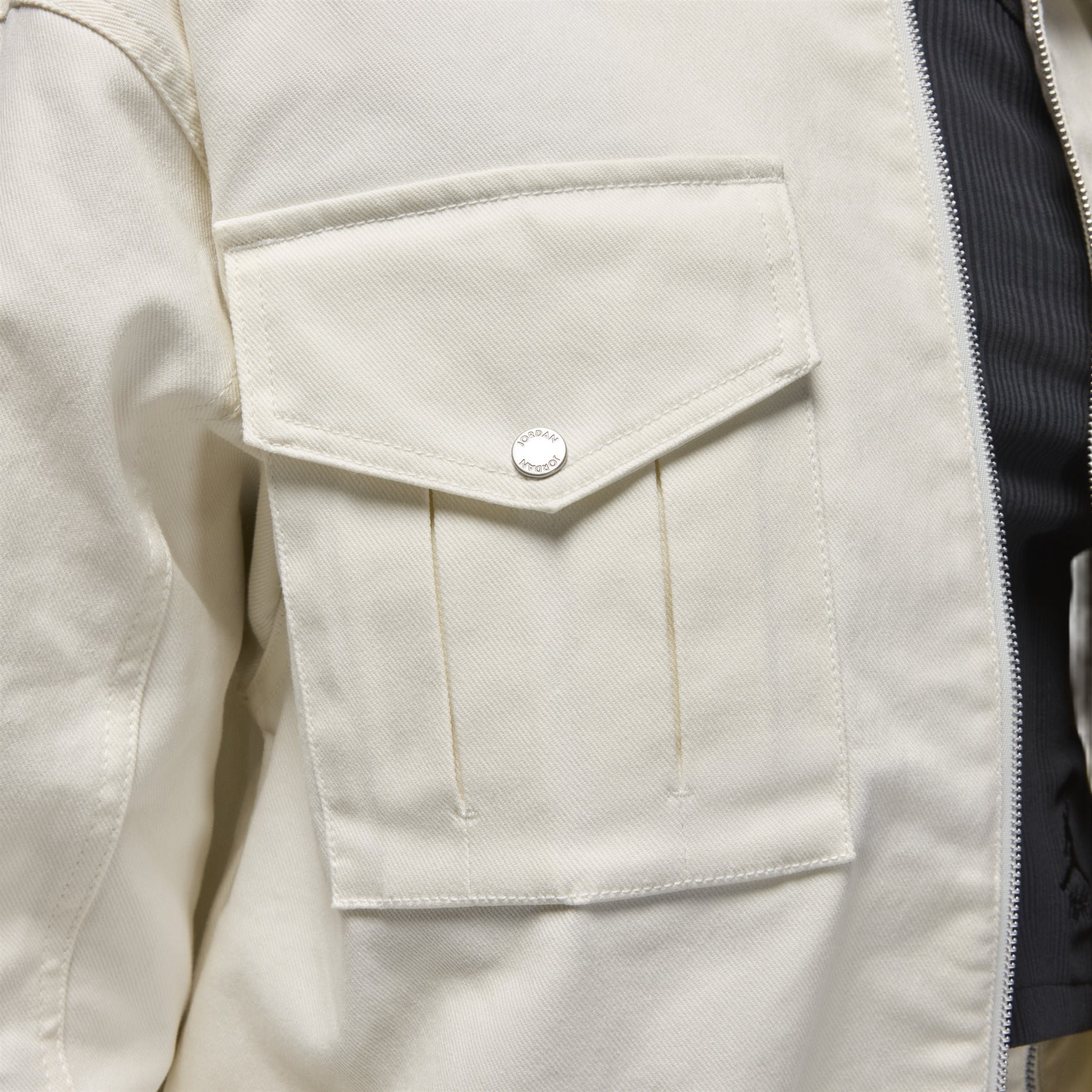 (WMNS) Air Jordan Renegade Jacket Asia Sizing 'Sail Brown' FN5675-133