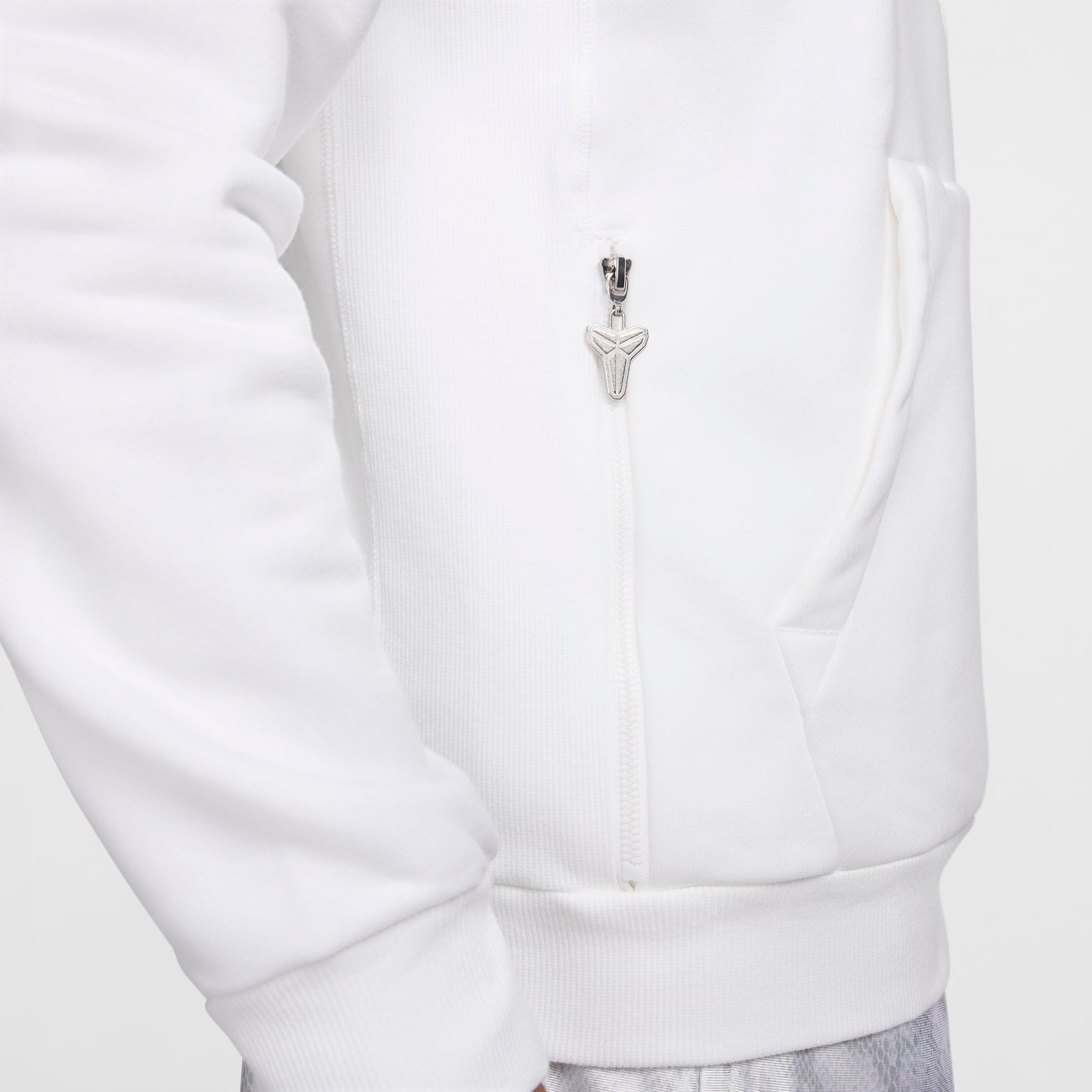 Nike Dri-FIT Standard Issue Pullover Basketball Hoodie 'Kobe Halo' HF0066-100