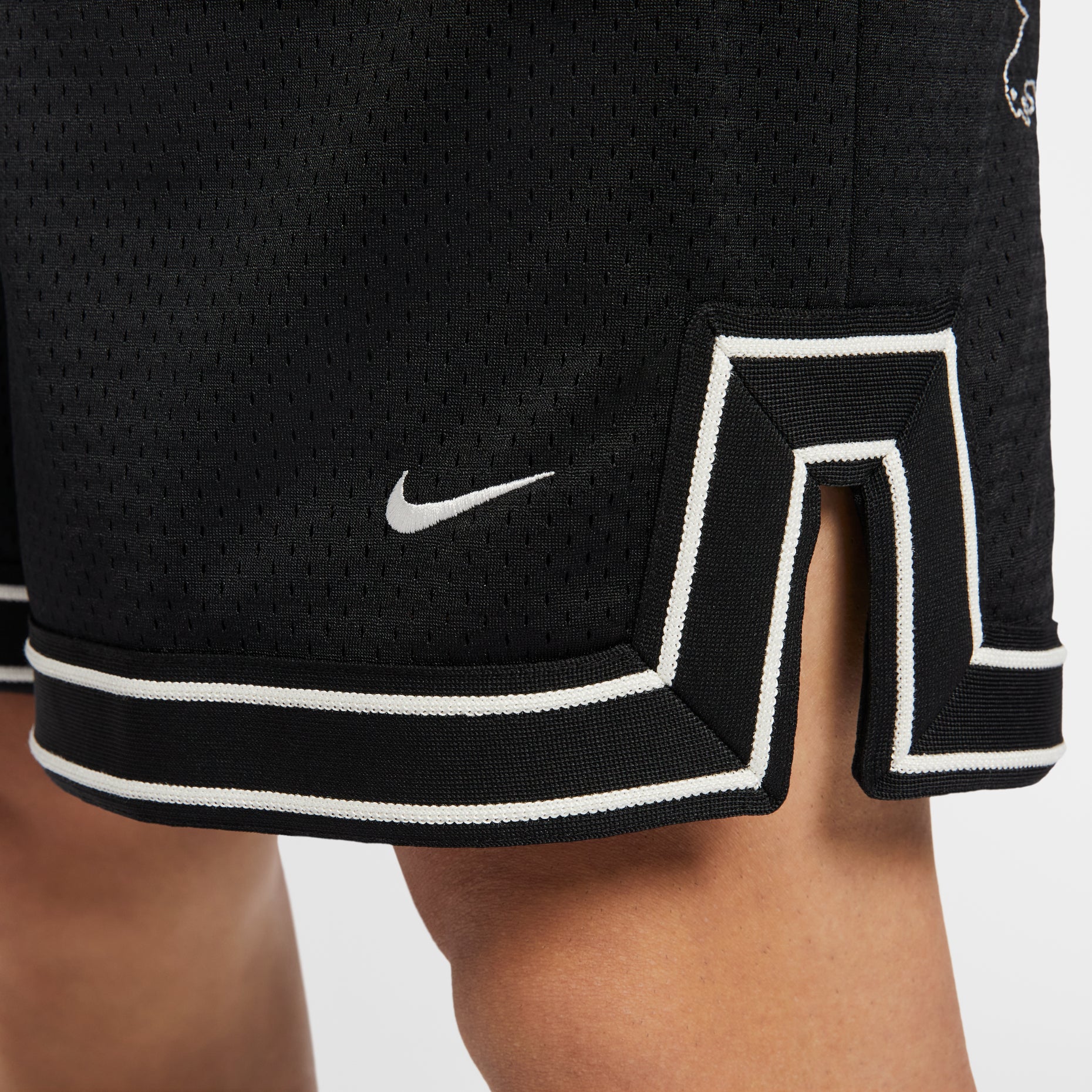 Nike LeBron Basketball Shorts 'Black' HV3395-010
