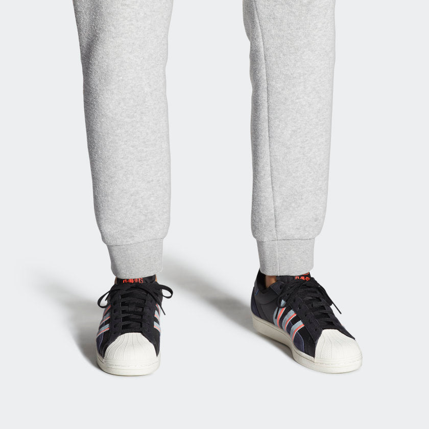 adidas Originals Superstar Shoes 'Black / Magic Grey' GW5920