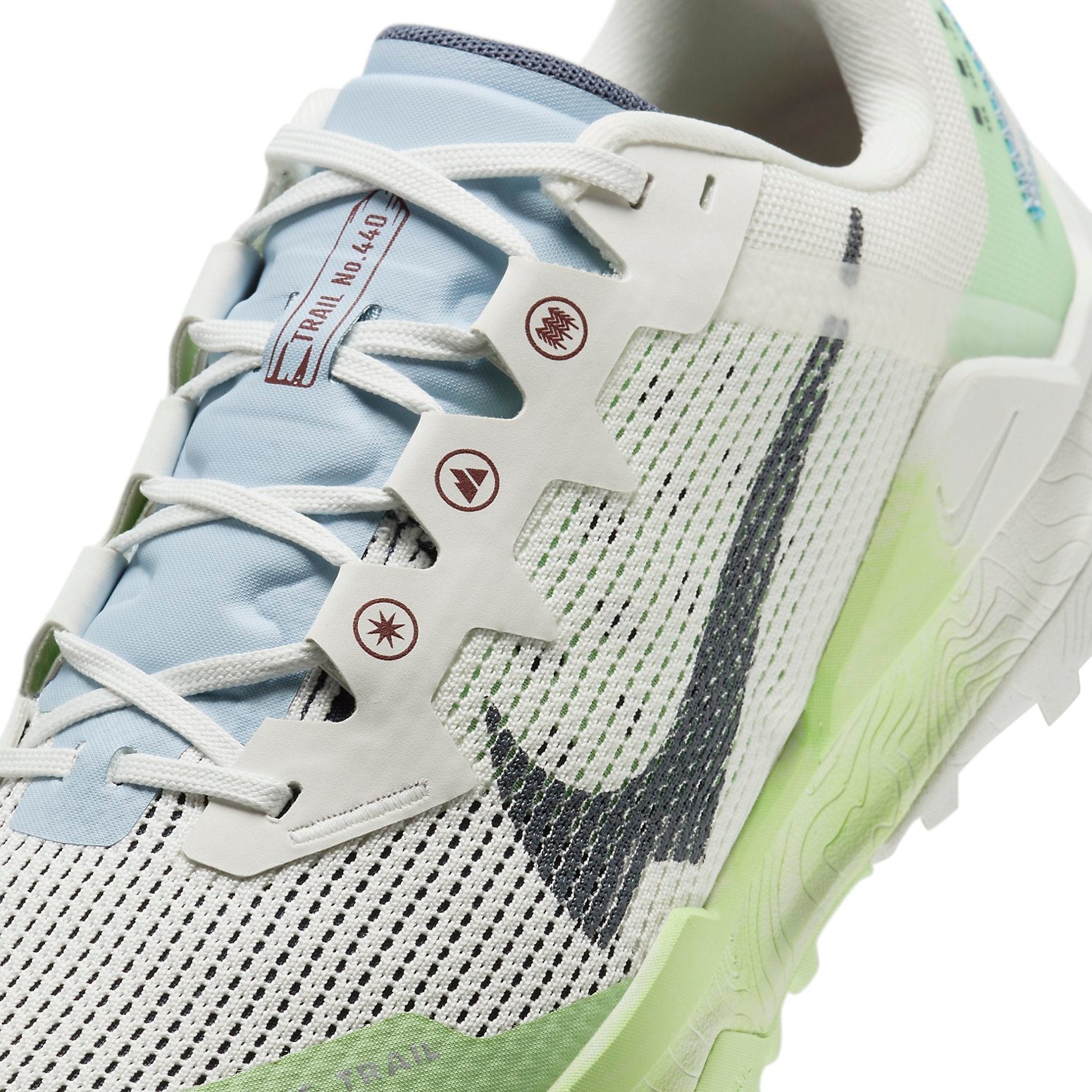 (WMNS) Nike Wildhorse 8 'Summit White Vapor Green' DR2689-103