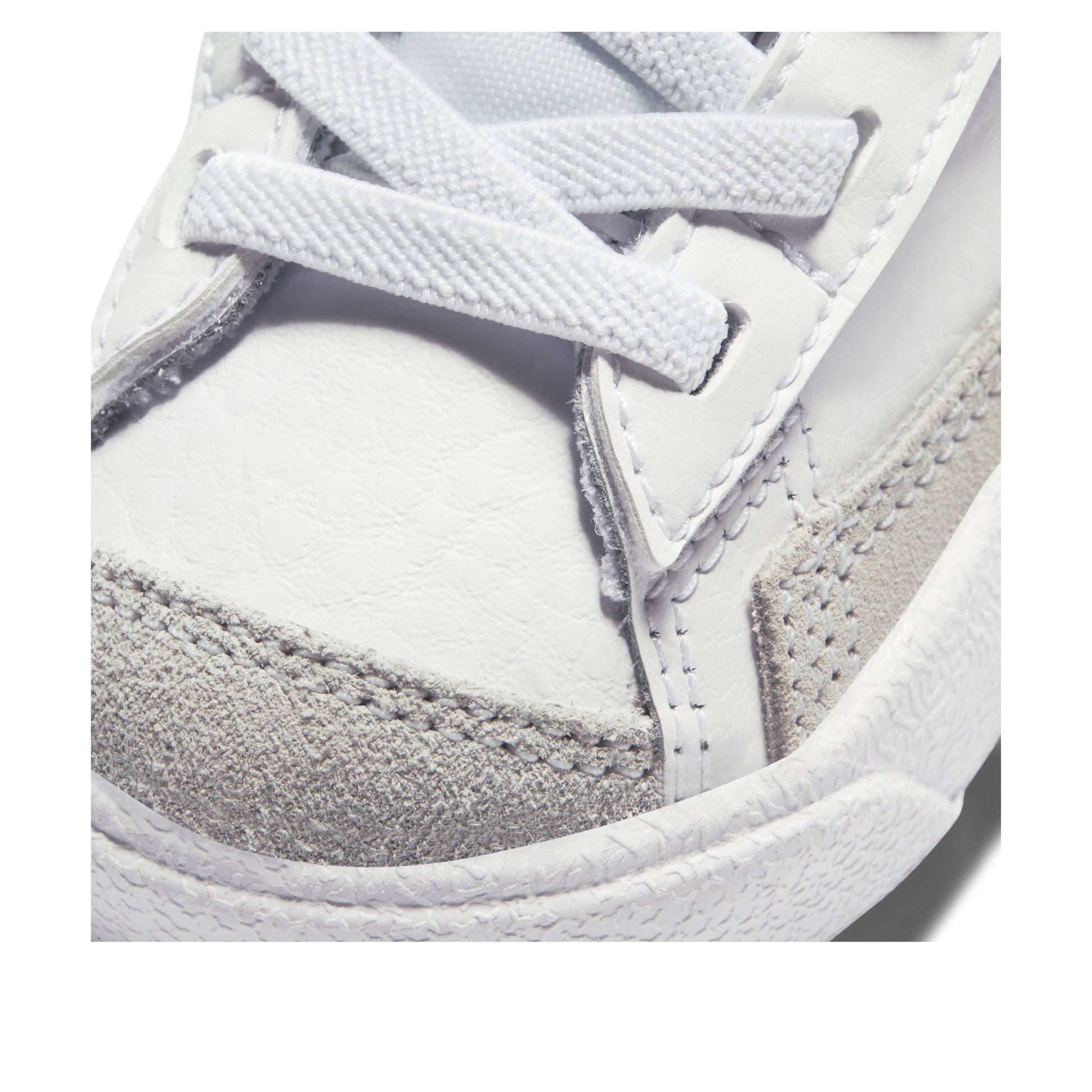 (TD) Nike Blazer Mid '77 'White Black' DA4088-100