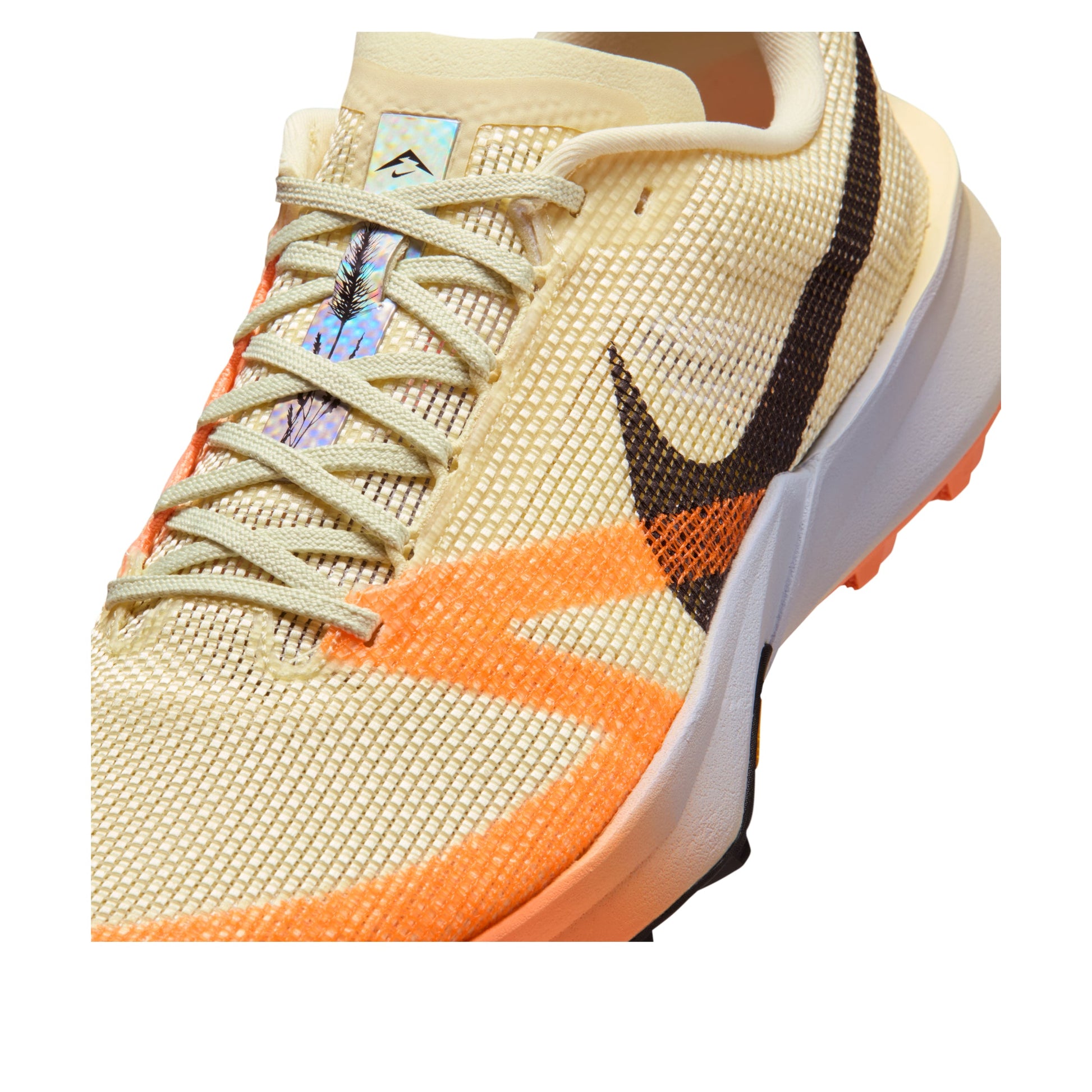 Nike Kiger 10 'Alabaster Orange' FV3929-701
