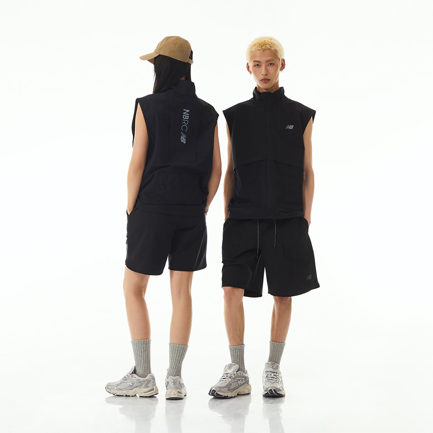 New Balance NB Logo Woven Vest Asia Sizing 'Black' NJE24181-BK