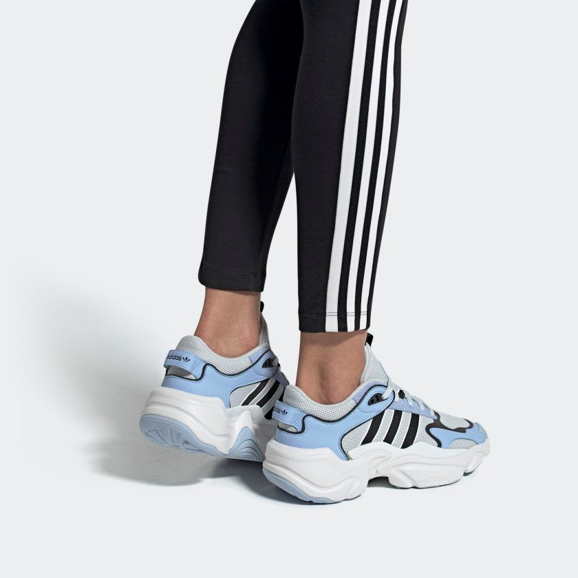 (WMNS) adidas Magmur Runner 'Glow Blue' EE8630