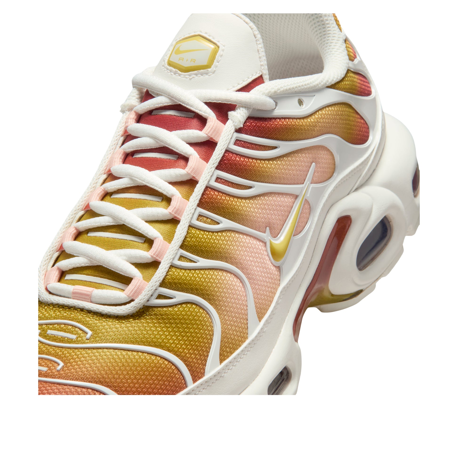 (WMNS) Nike Air Max Plus 'Phantom Rugged Orange Saturn Gold' DZ3670-007