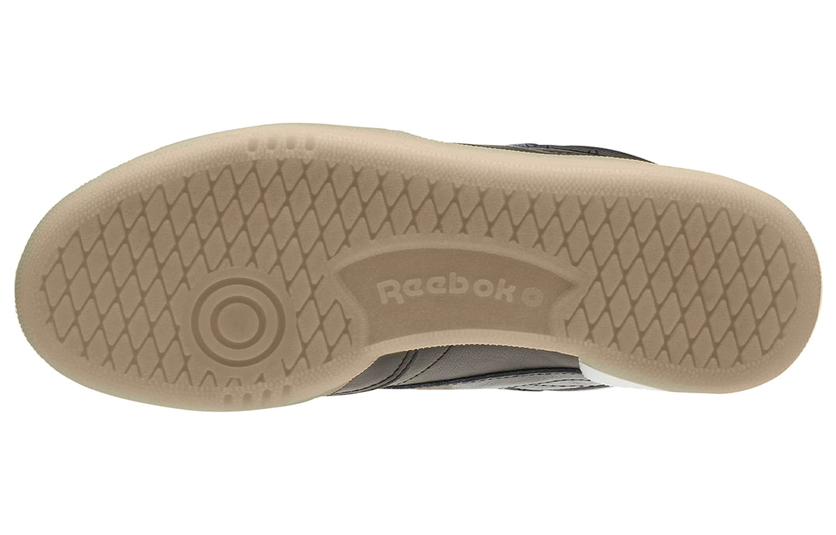 (WMNS) Reebok Tenis Club C 85 Black CN4054