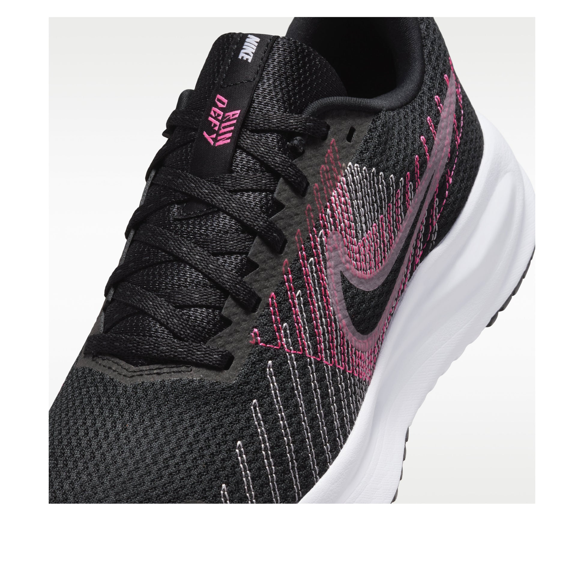 (WMNS) Nike Run Defy 'Black Hyper Pink' HM9593-001