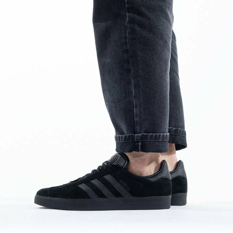 adidas Gazelle Shoes 'Core Black'  CQ2809