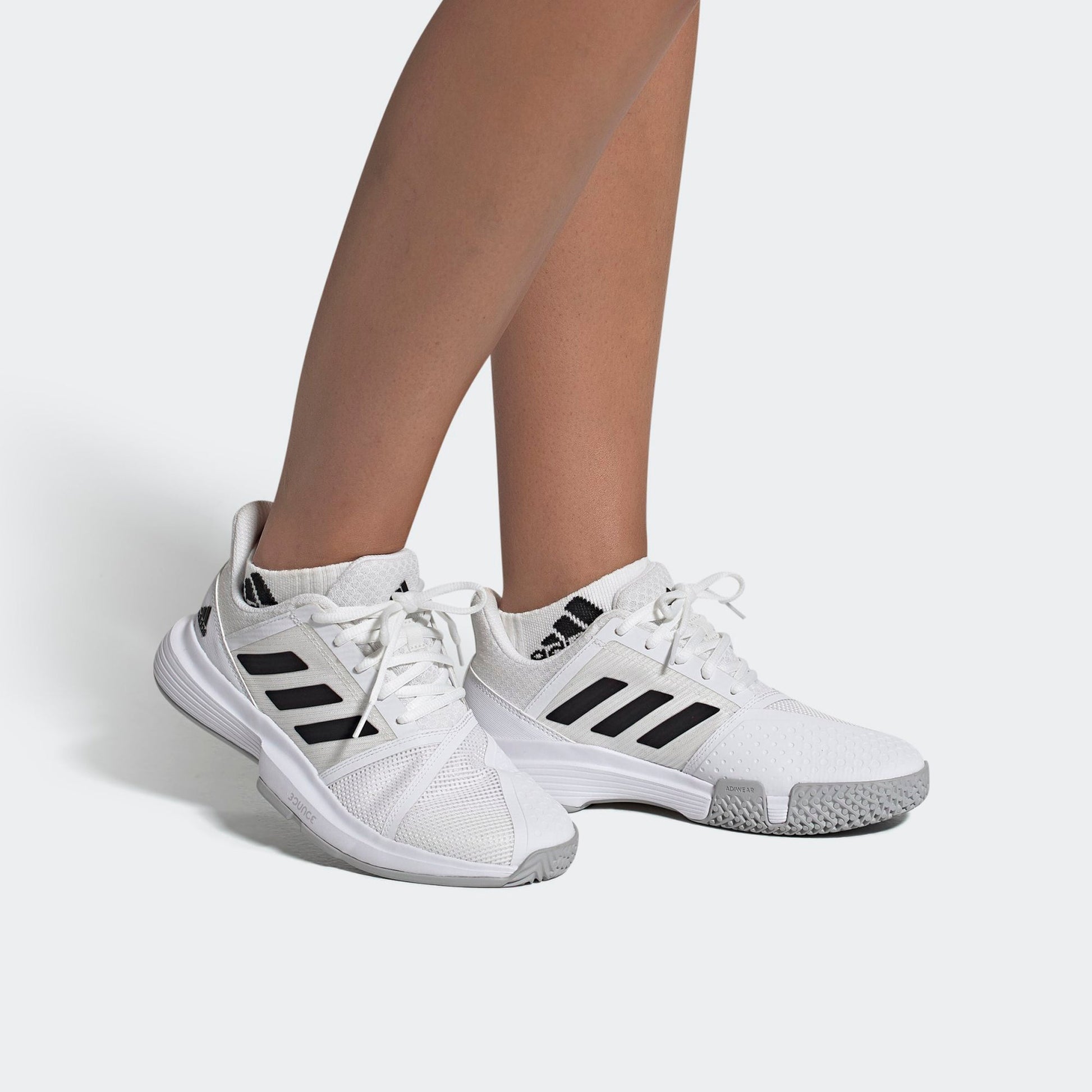 (WMNS) adidas Courtjam Bounce 'White Black' EF2765