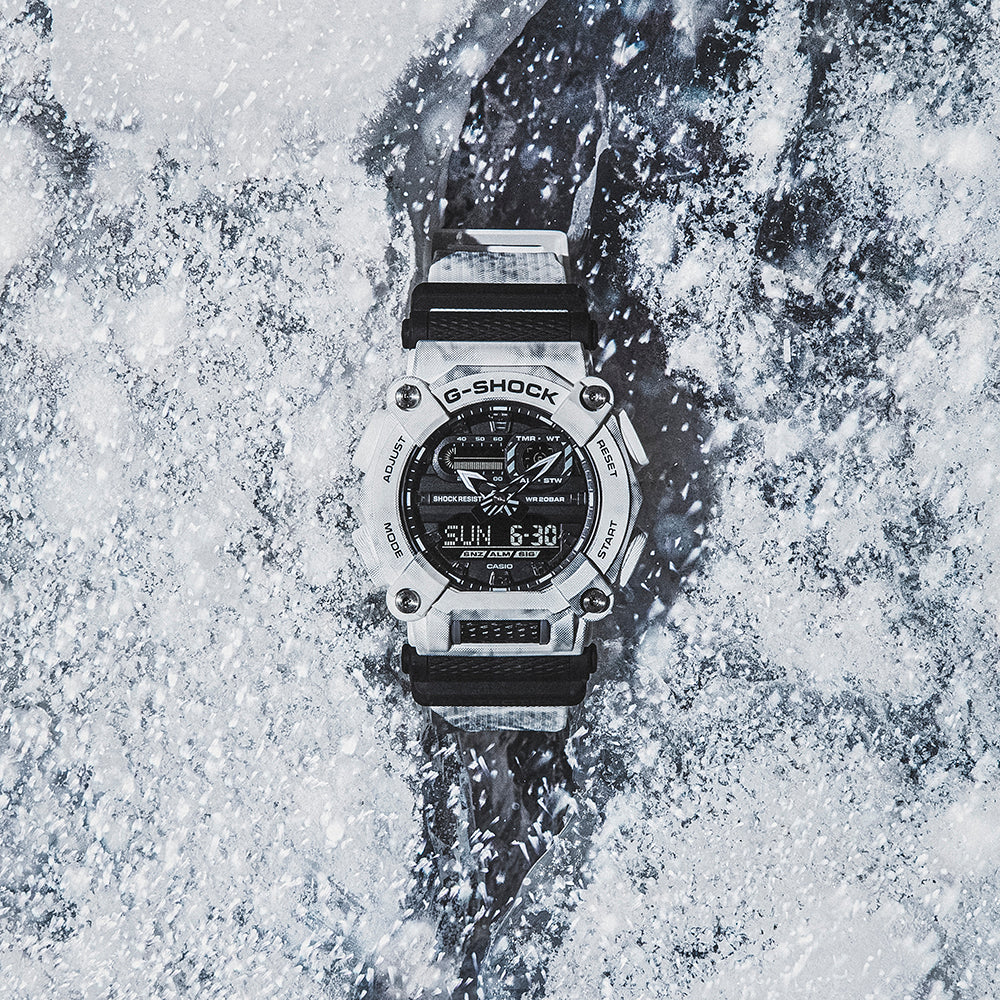 CASIO G-Shock Analog-Digital 'White' GA-900GC-7APR
