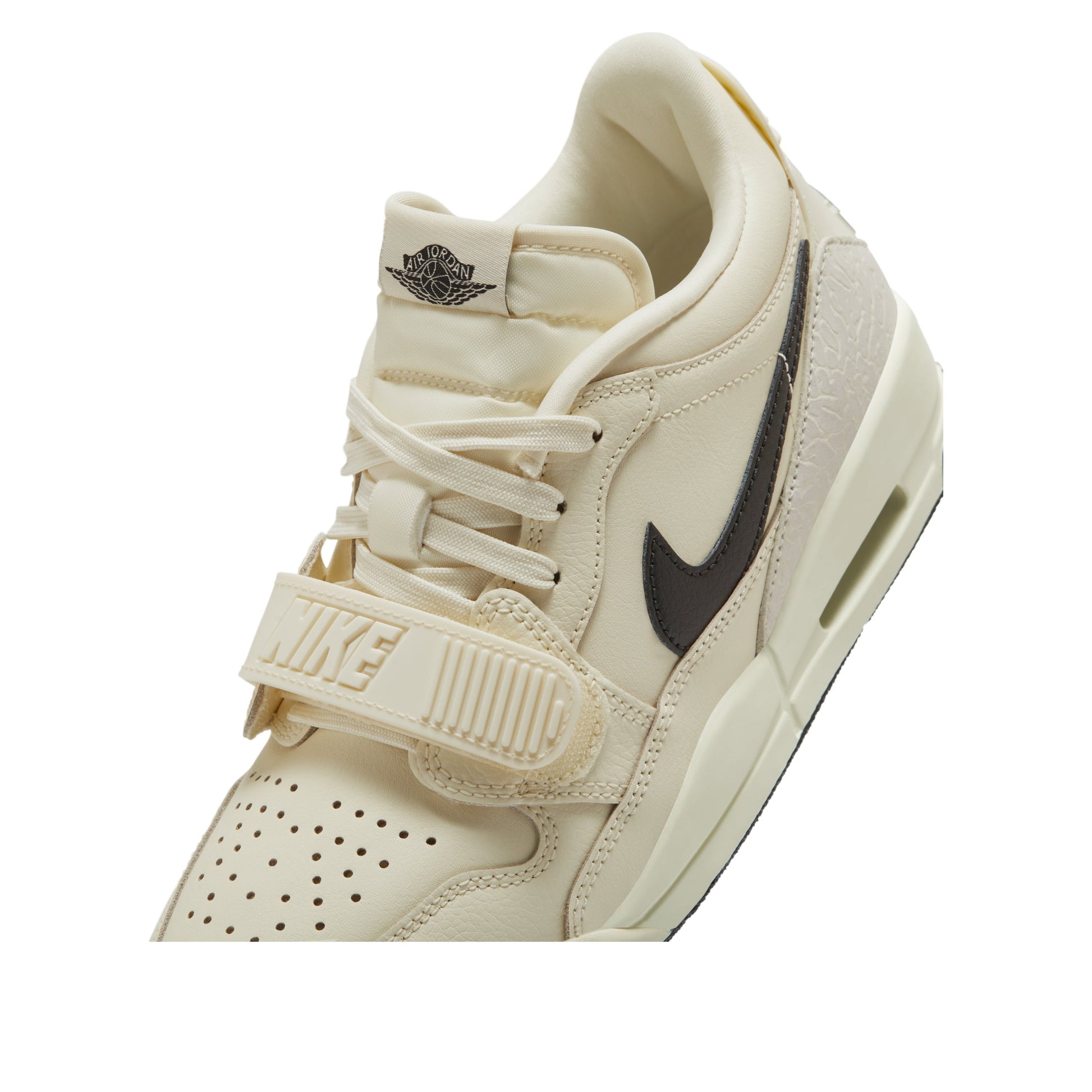 (WMNS) Air Jordan Legacy 312 Low 'Coconut Milk Black' HV1807-101