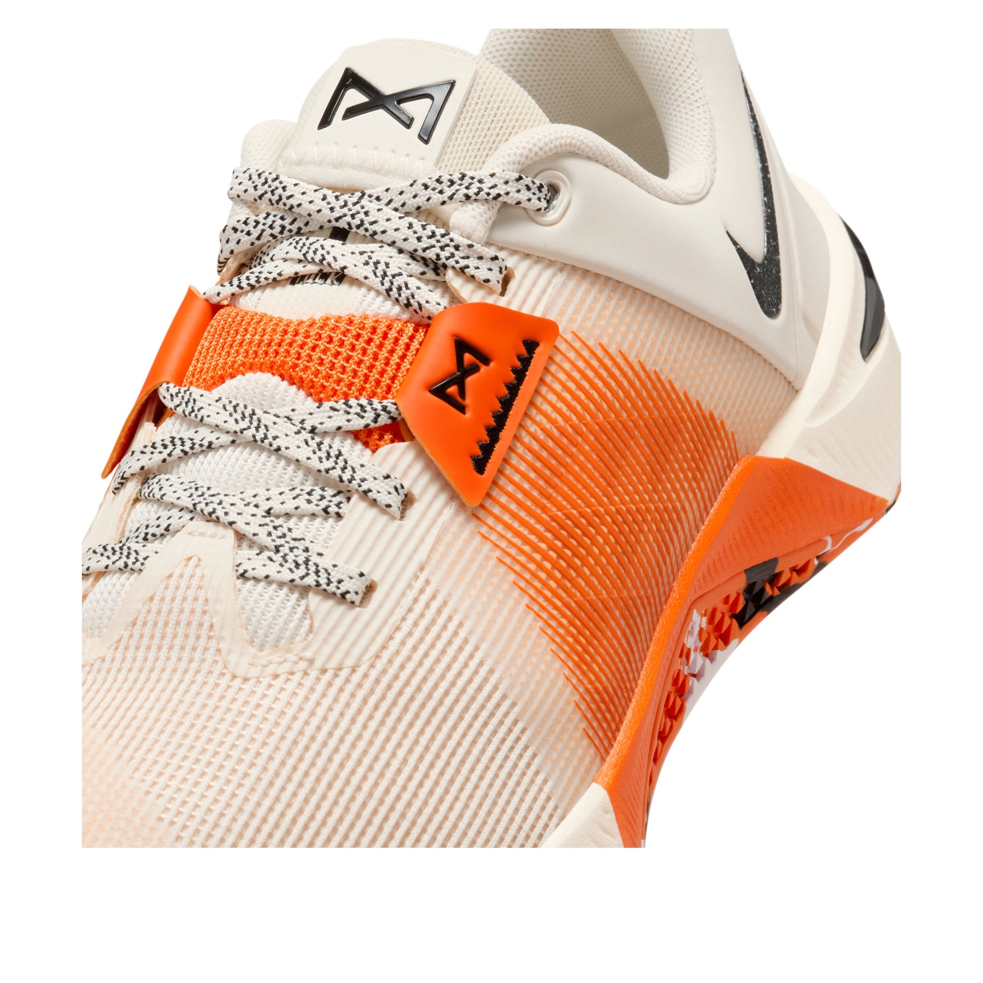 (WMNS) Nike Metcon 10 'Soft Pearl Safety Orange' HQ2620-002