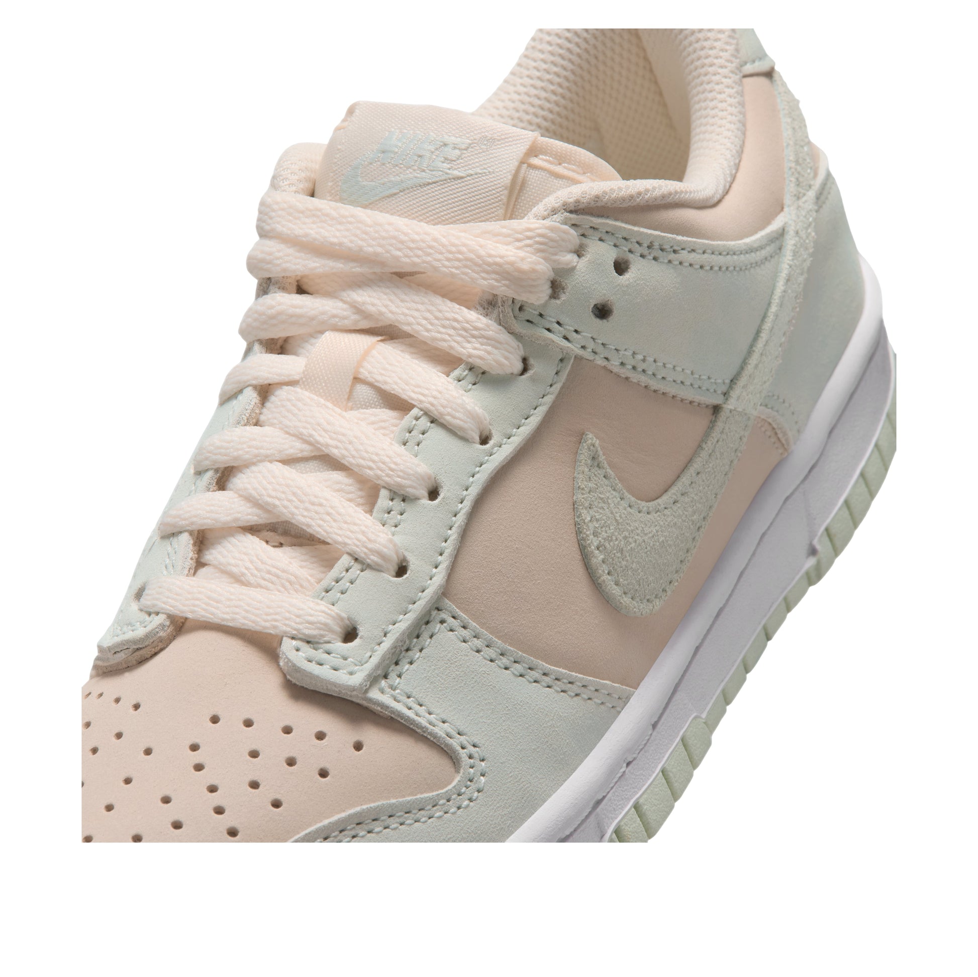 (GS) Nike Dunk Low Suede 'Chalk Barely Green' IH4574-100