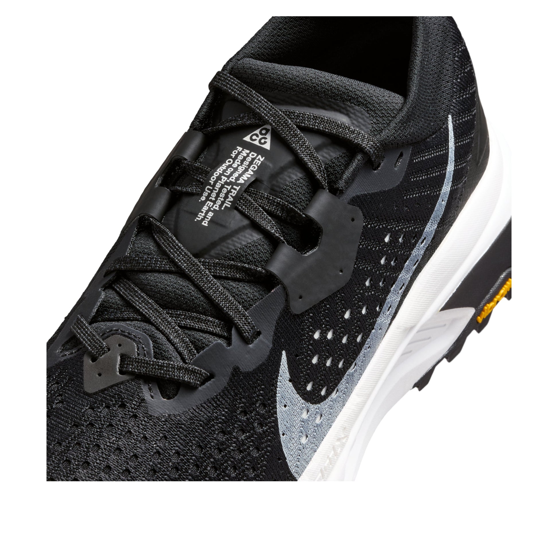 (WMNS) Nike ACG Zegama Trail 'Black Summit White' HV8115-001