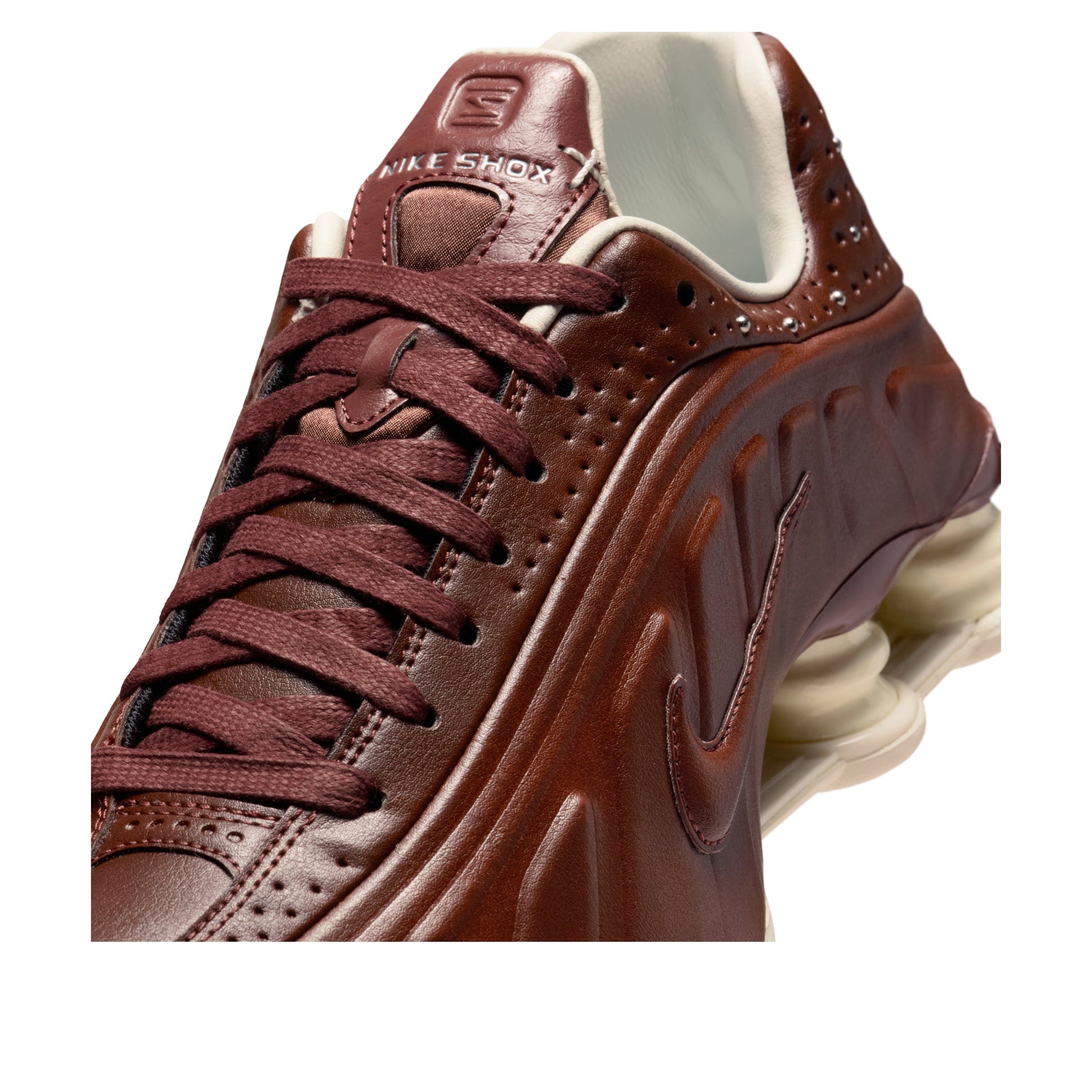 (WMNS) Nike Shox R4 'Dark Pony' IM6690-220
