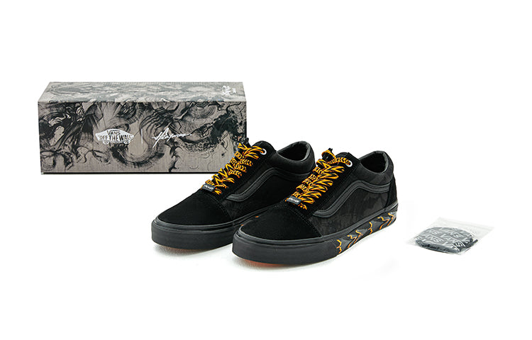 HuaTunan x Vans Old Skool Low-top Sneakers Black Unisex VN000ZDFBLK