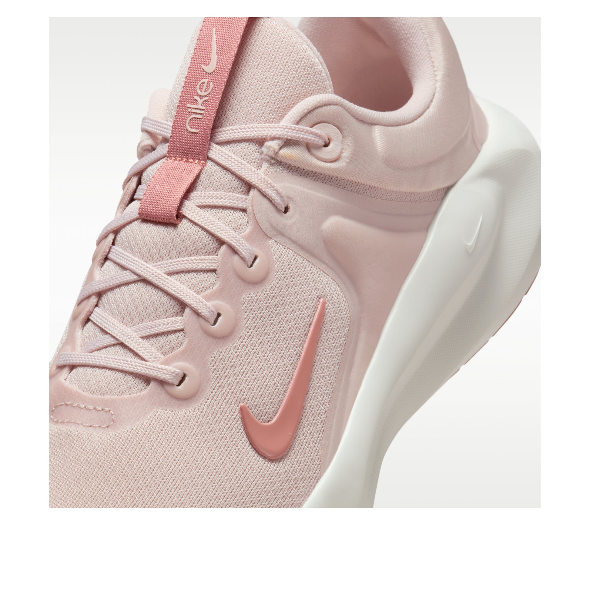 (WMNS) Nike In-Season TR 14 'Silt Red Sail' HF1103-603