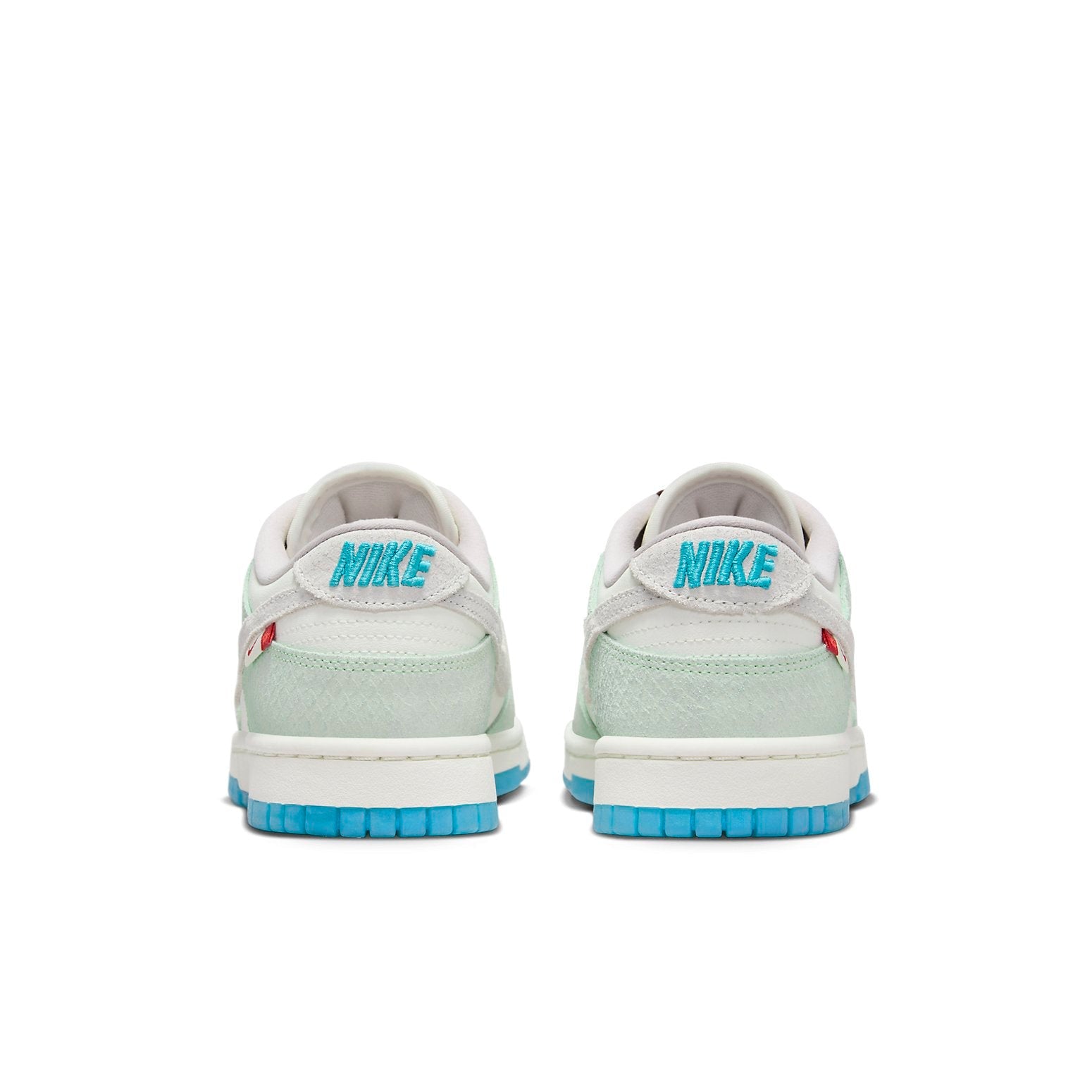 (WMNS) Nike Dunk Low LX 'Year of the Dragon' FZ5065-111