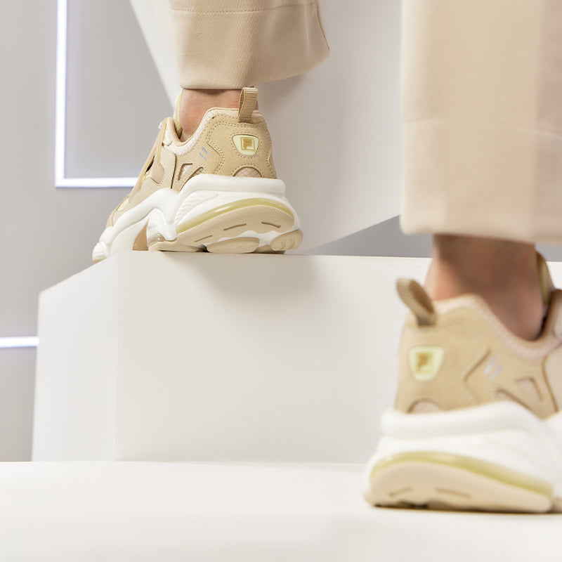 (WMNS) Fila Fusion RJV 'Cream White' T12W131101FAS