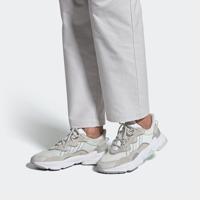 (WMNS) adidas Ozweego 'Grey Two' FX3821