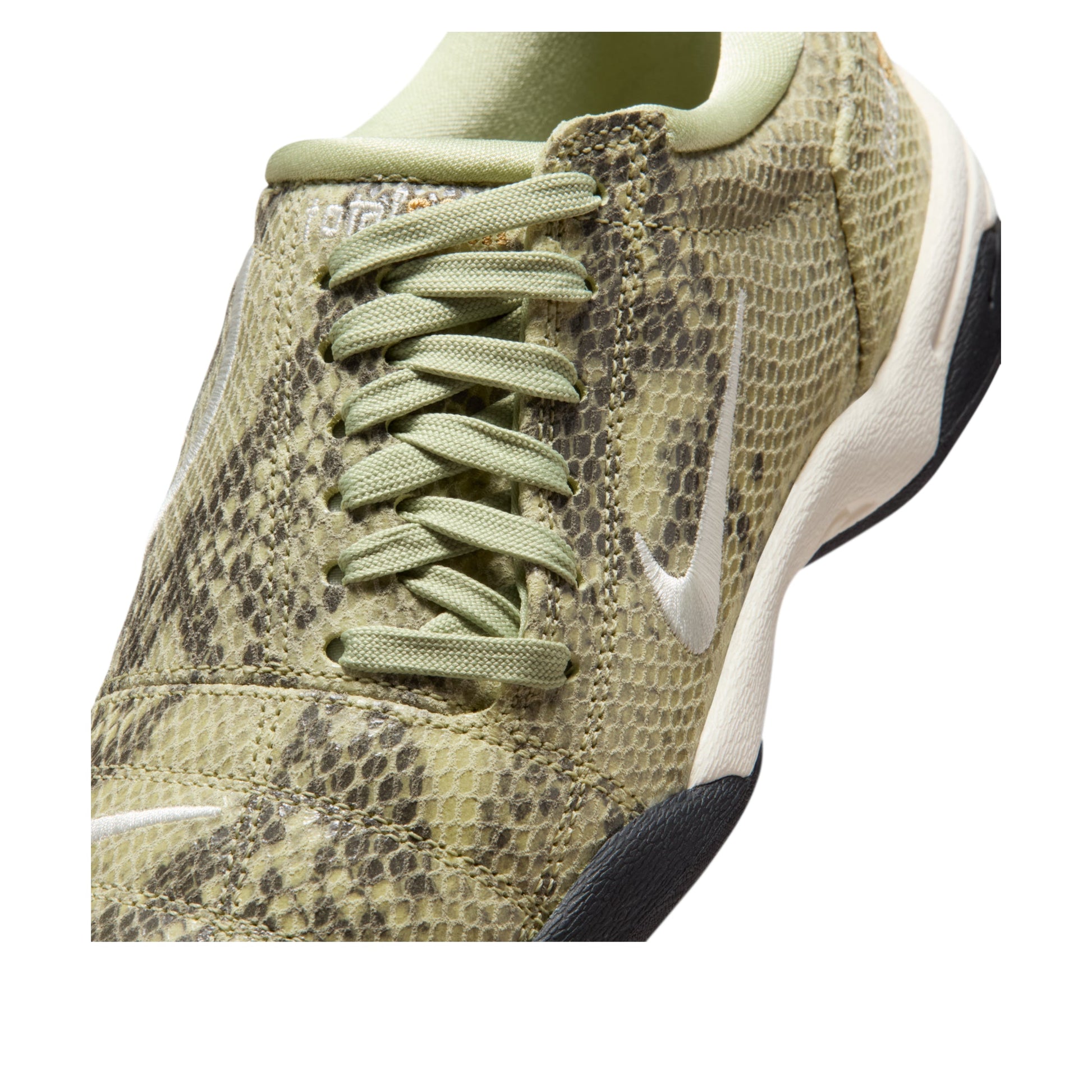 (WMNS) Nike Total 90 'Olive Aura Pale Ivory' IB4204-301