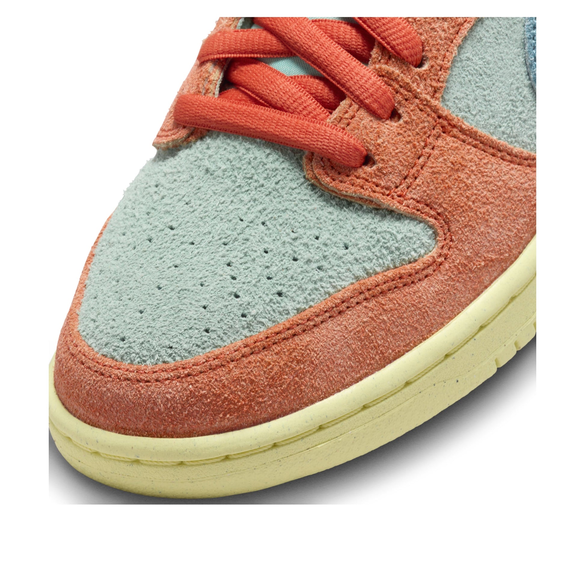 Nike SB Dunk Low 'Orange Emerald Rise' DV5429-800