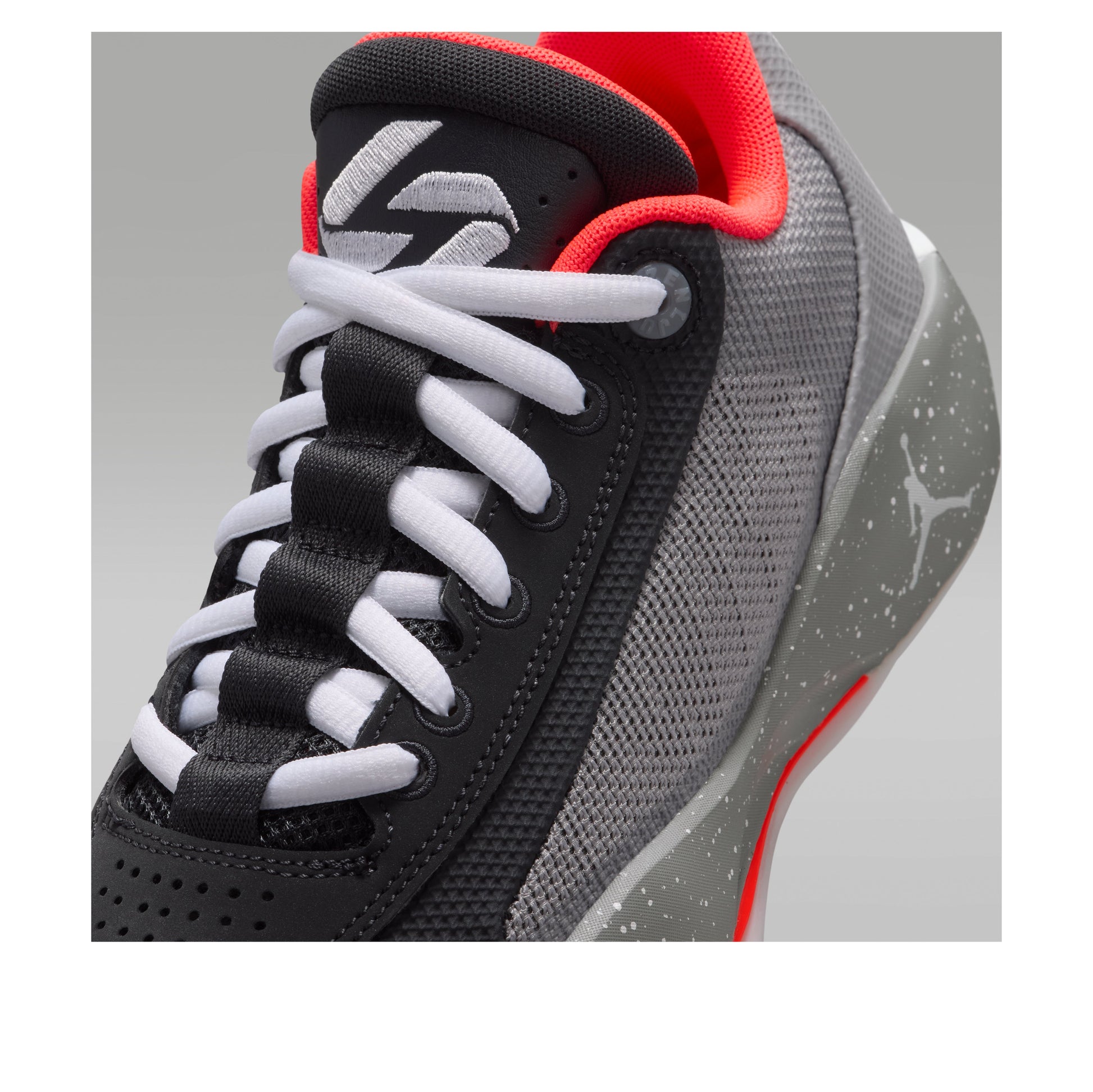 (GS) Air Jordan Luka .77 'Bloodline'  HF0820-005