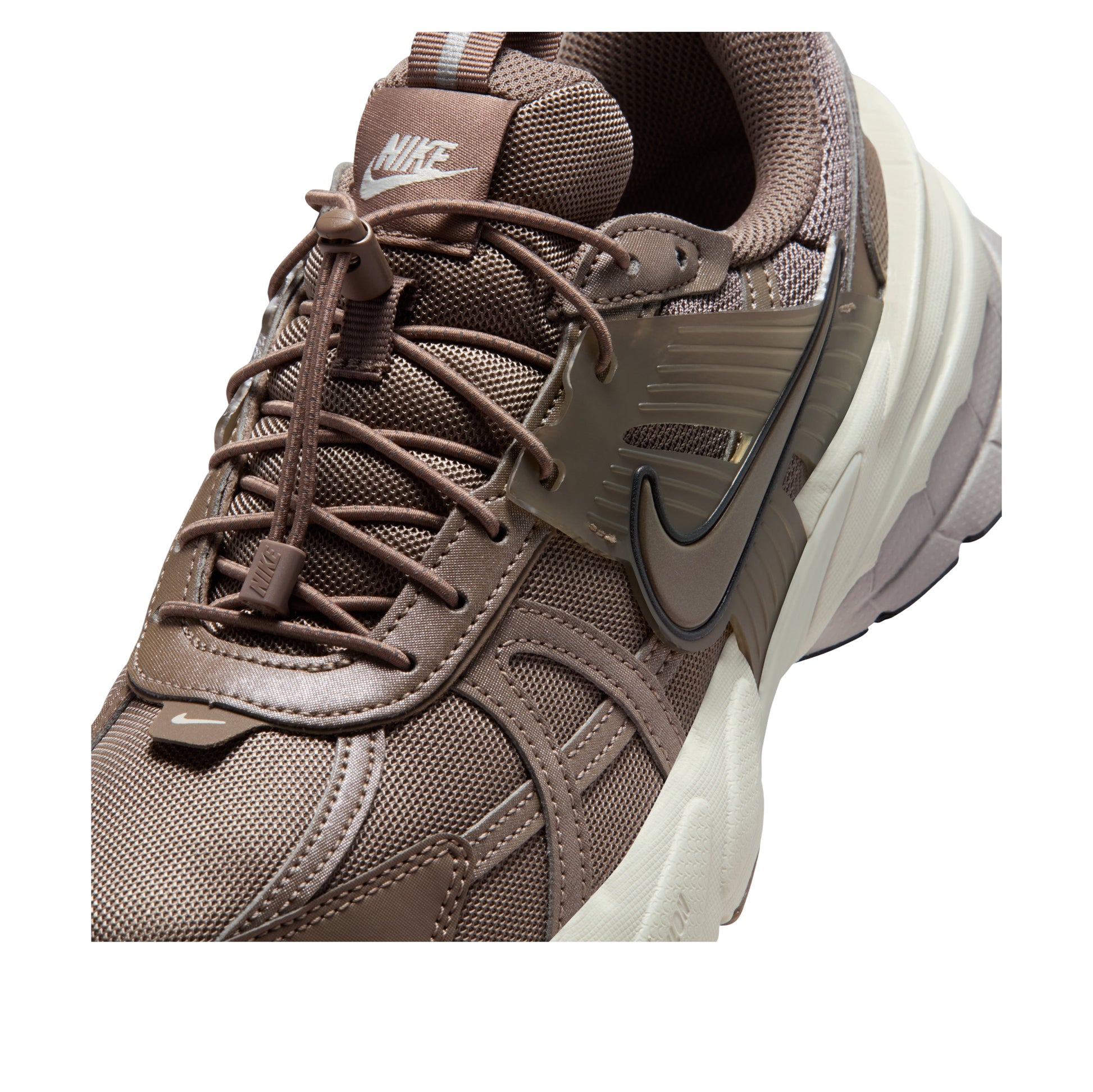 (WMNS) Nike V2K Run 'Mink Brown Light Bone' IH0388-200