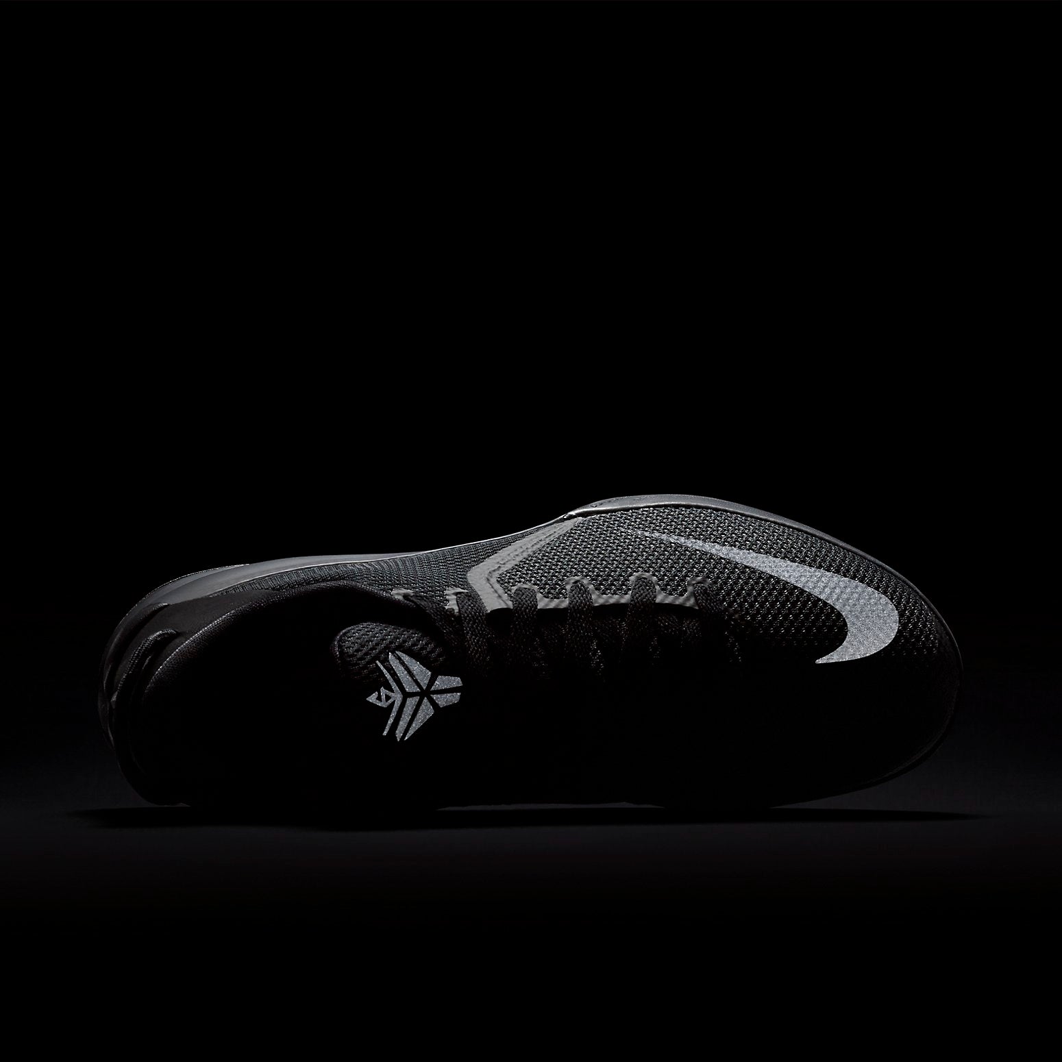 Nike Zoom Kobe Venomenon 6 'Triple Black' 897657-001